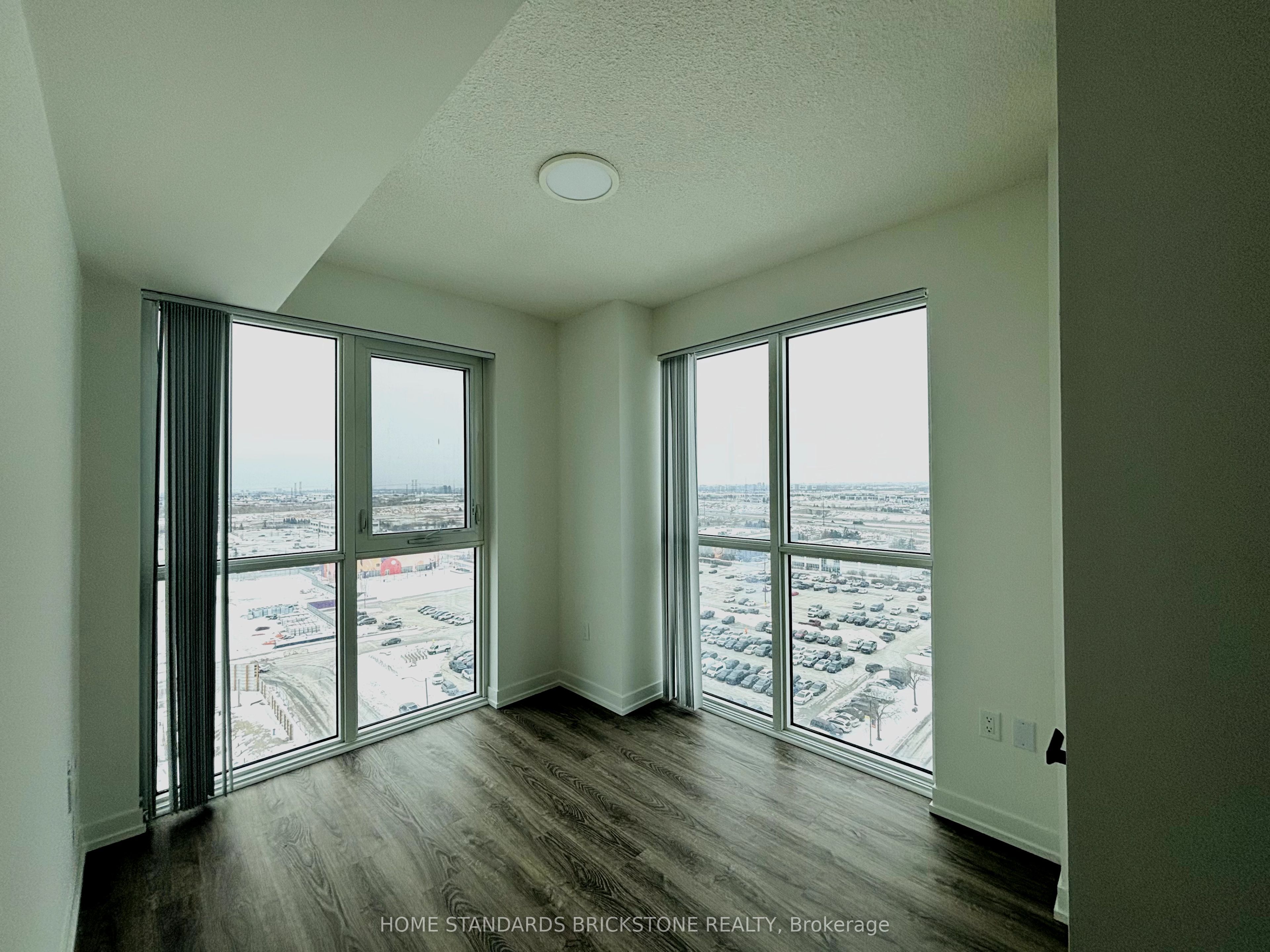 Unit 1506 - 195 Commerce Street, Vaughan 5
