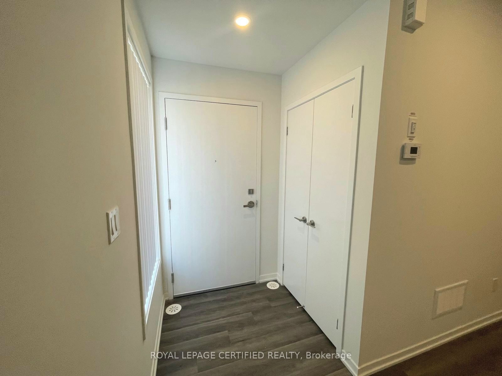 Unit 176 - 151 Honeycrisp Crescent, Vaughan 3