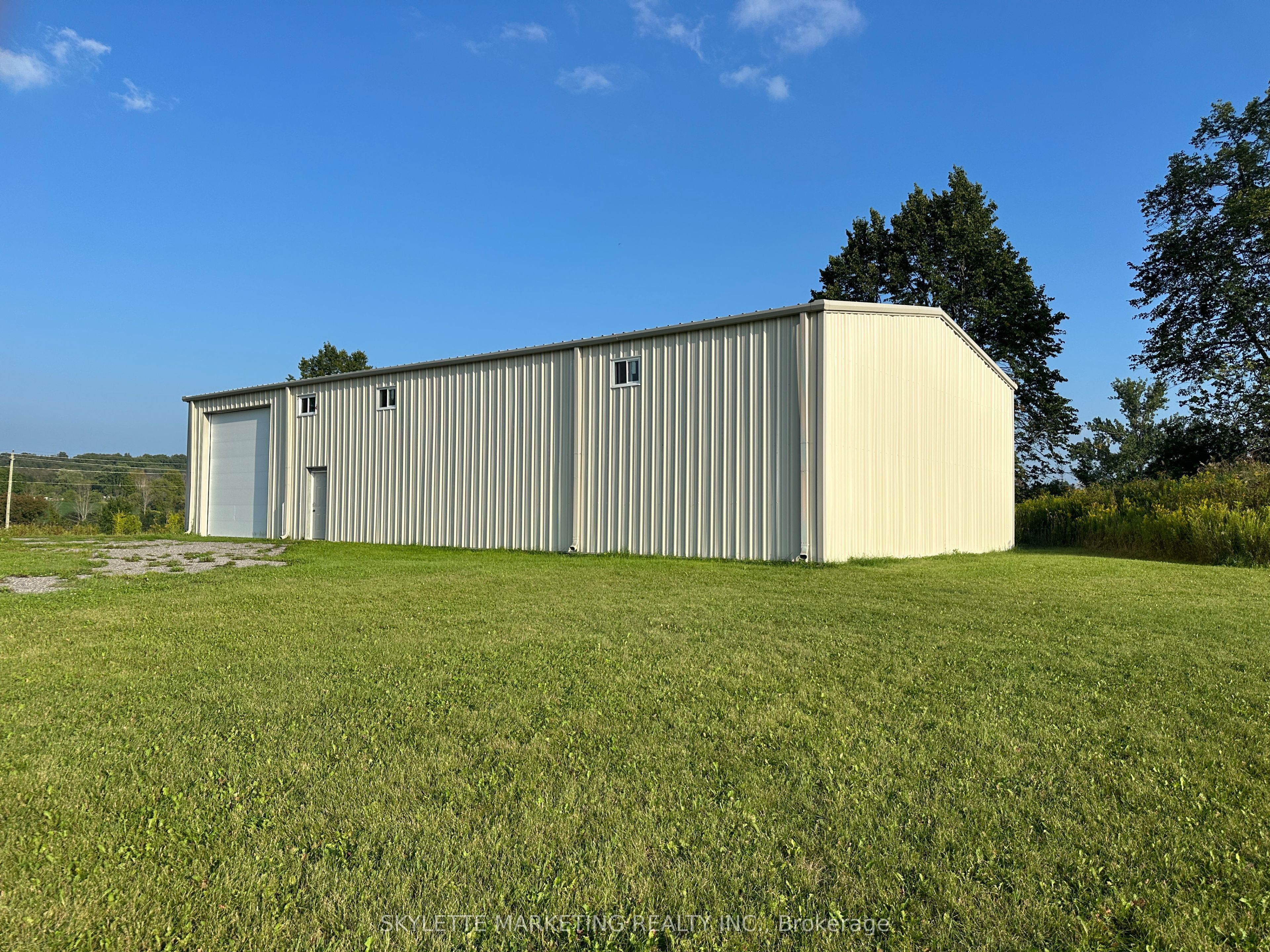 22334 Woodbine Avenue, East Gwillimbury 2