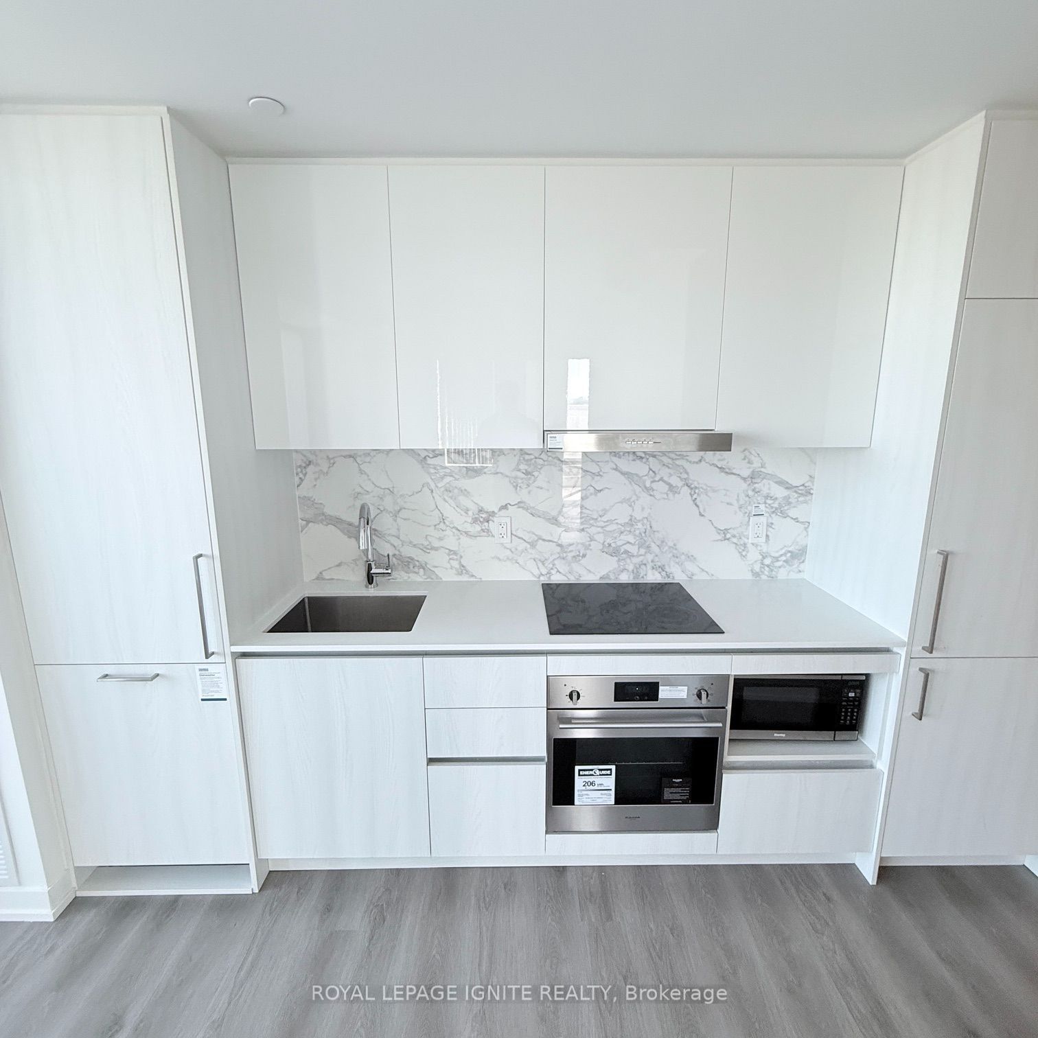 Unit 508 - 225 Commerce Street, Vaughan 3