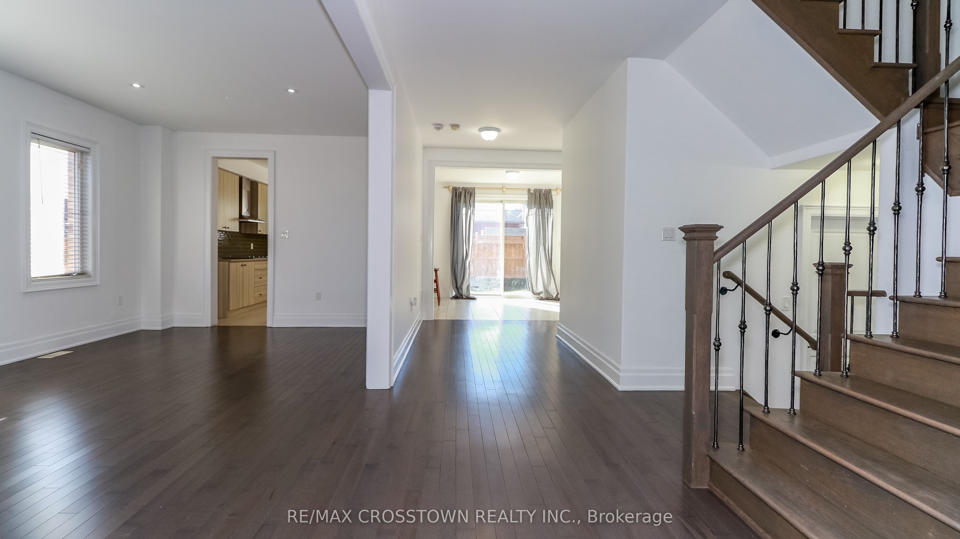 69 Morrison Avenue, New Tecumseth 5
