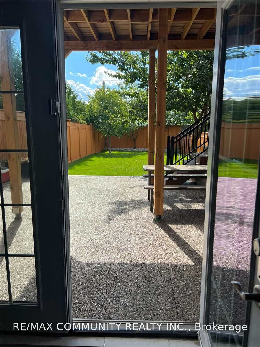 Unit BSMT - 38 Bestview Crescent, Vaughan 2