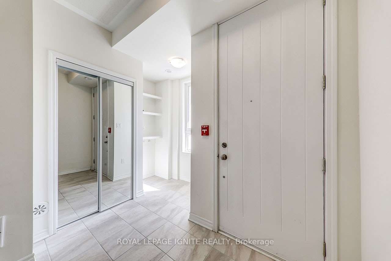 22 Adam Sellers Street, Markham 5