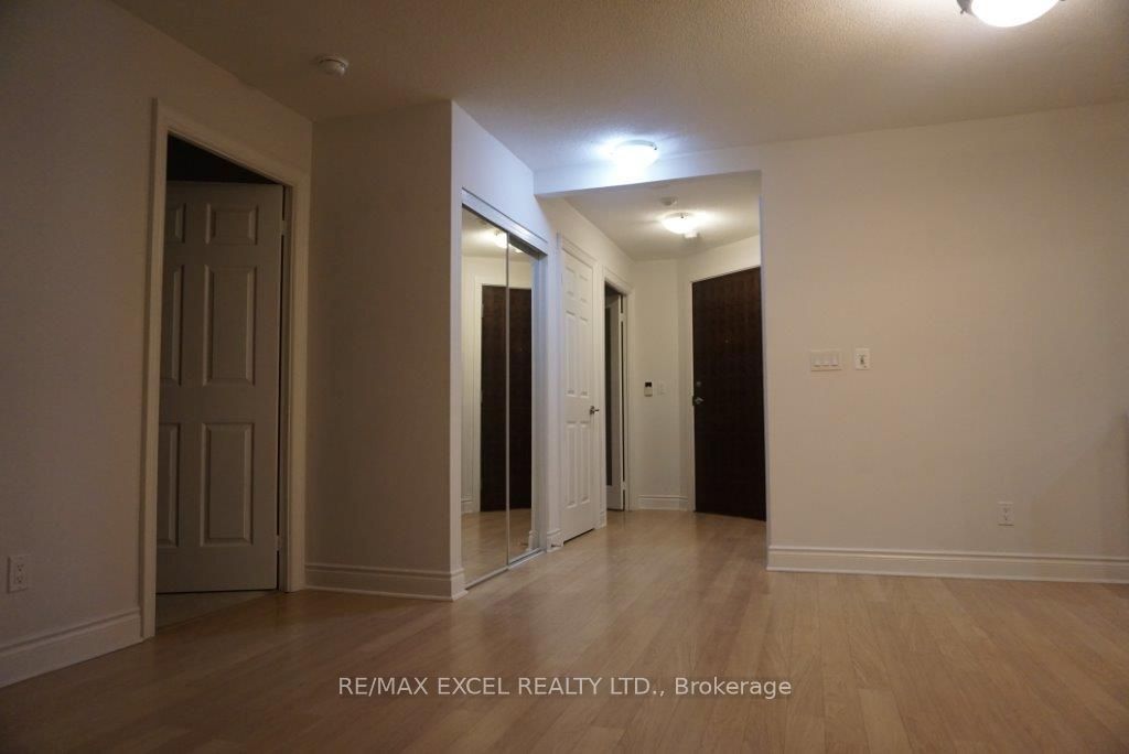 Unit 973 - 23 Cox Boulevard, Markham 3