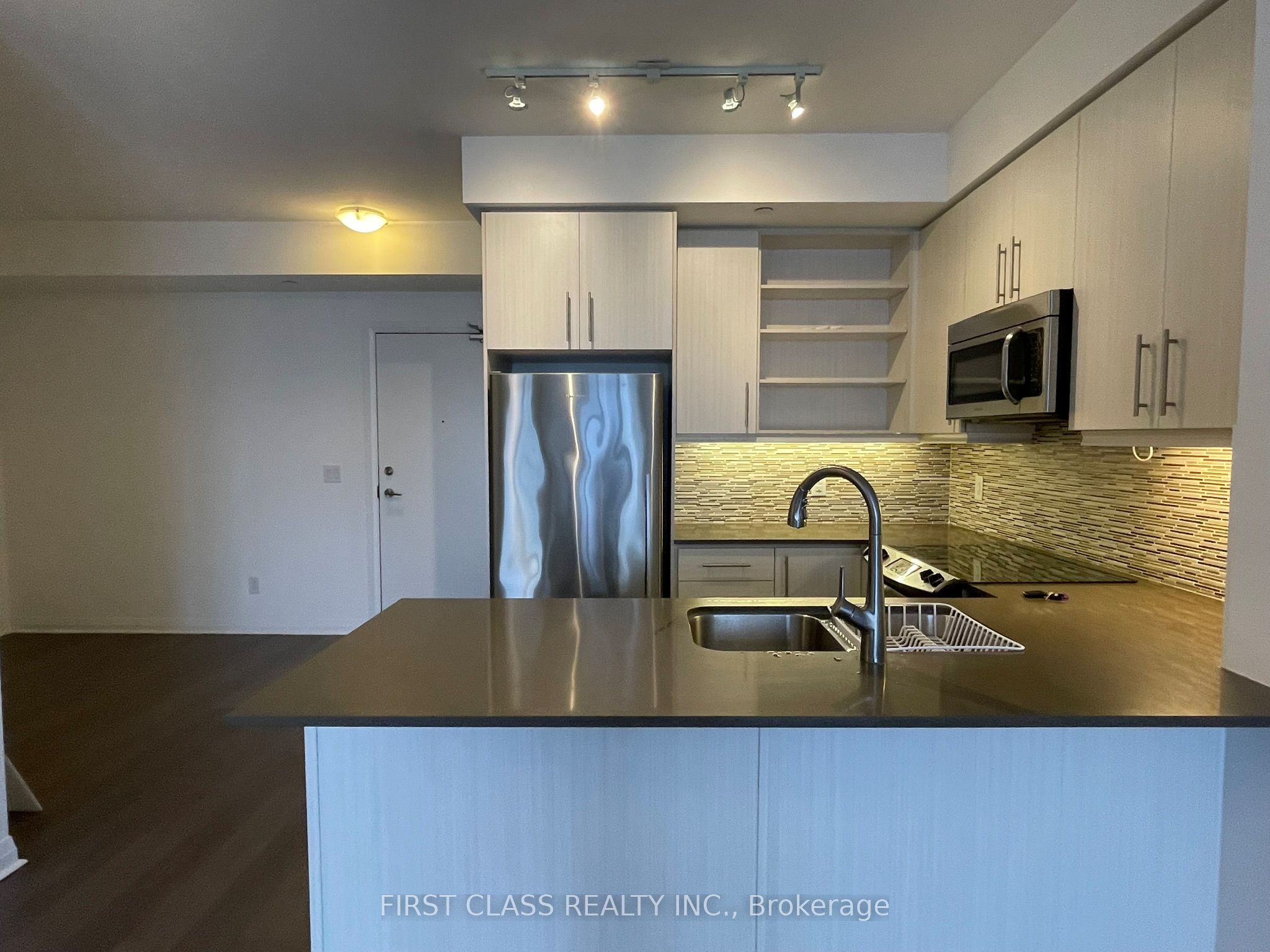 Unit 1106 - 55 Oneida Crescent, Richmond Hill 5