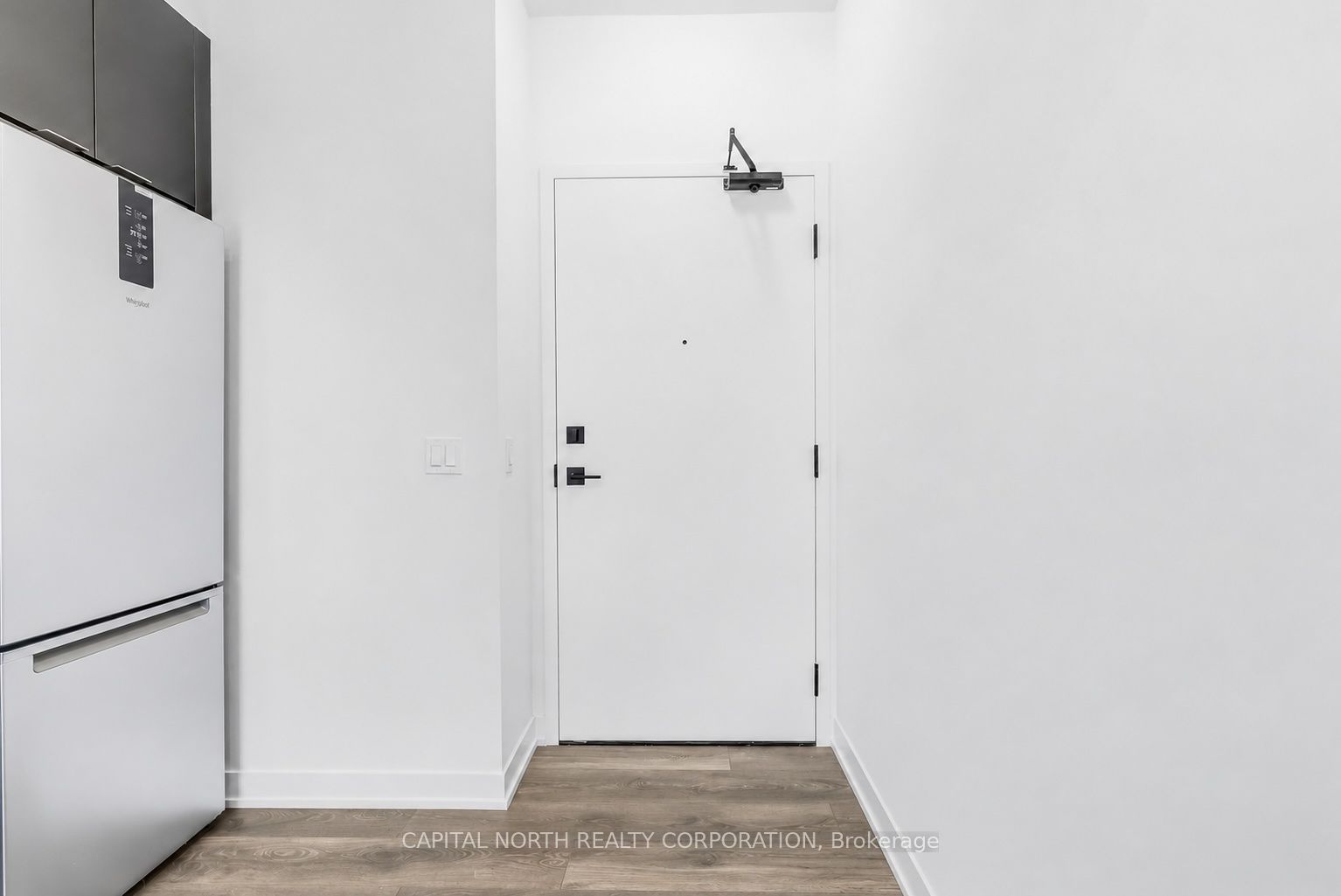 Unit 1619 - 10 Abeja Street, Vaughan 3