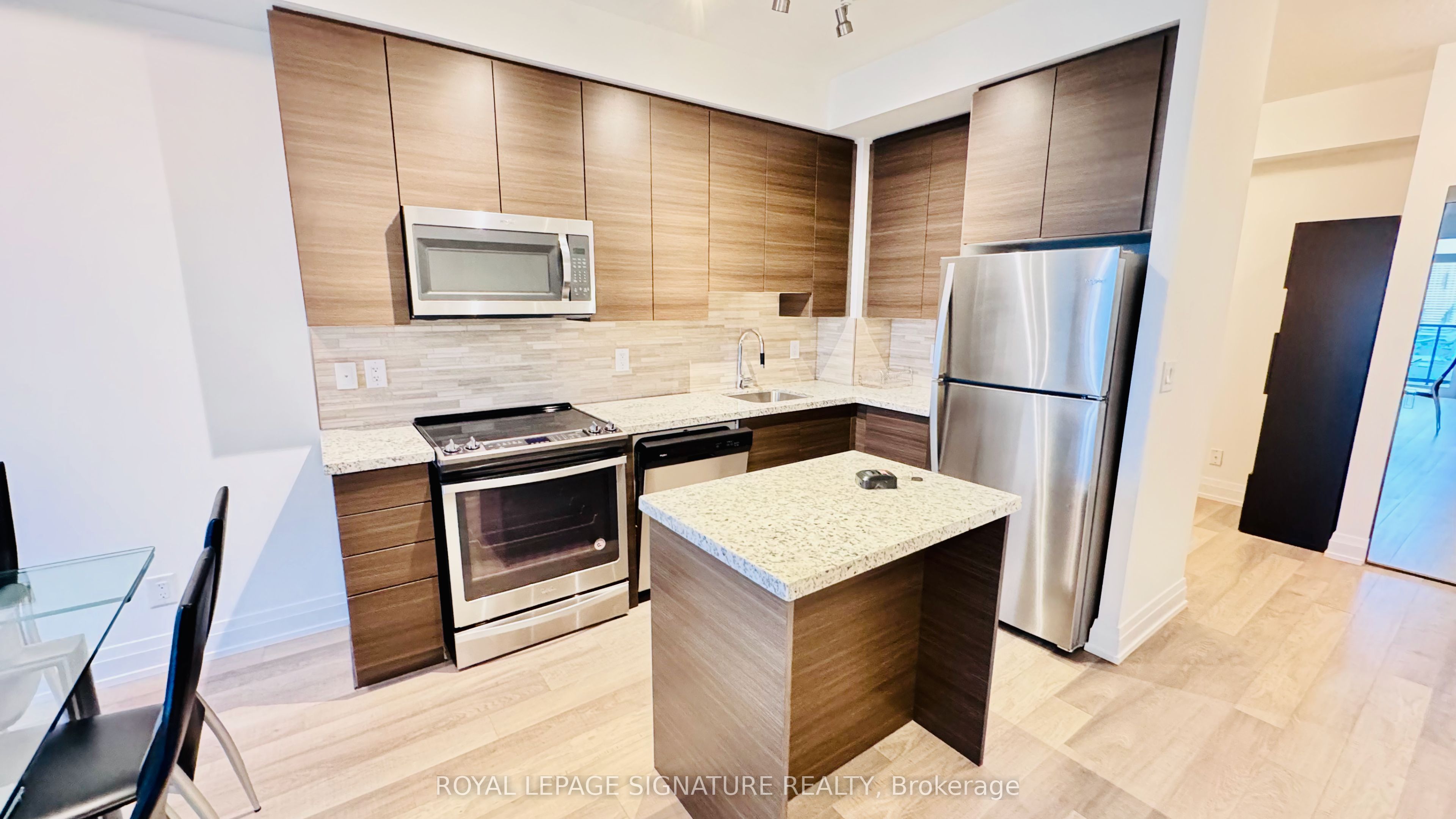 Unit 2206 - 3600 Hwy 7, Vaughan 5