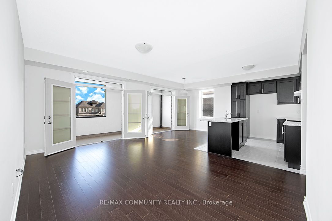 Unit B - 101 Luzon Avenue, Markham 4
