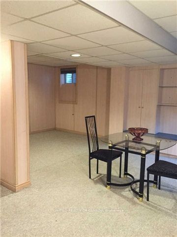 Unit Lower - 104 Gordon Rowe Crescent, Richmond Hill 2