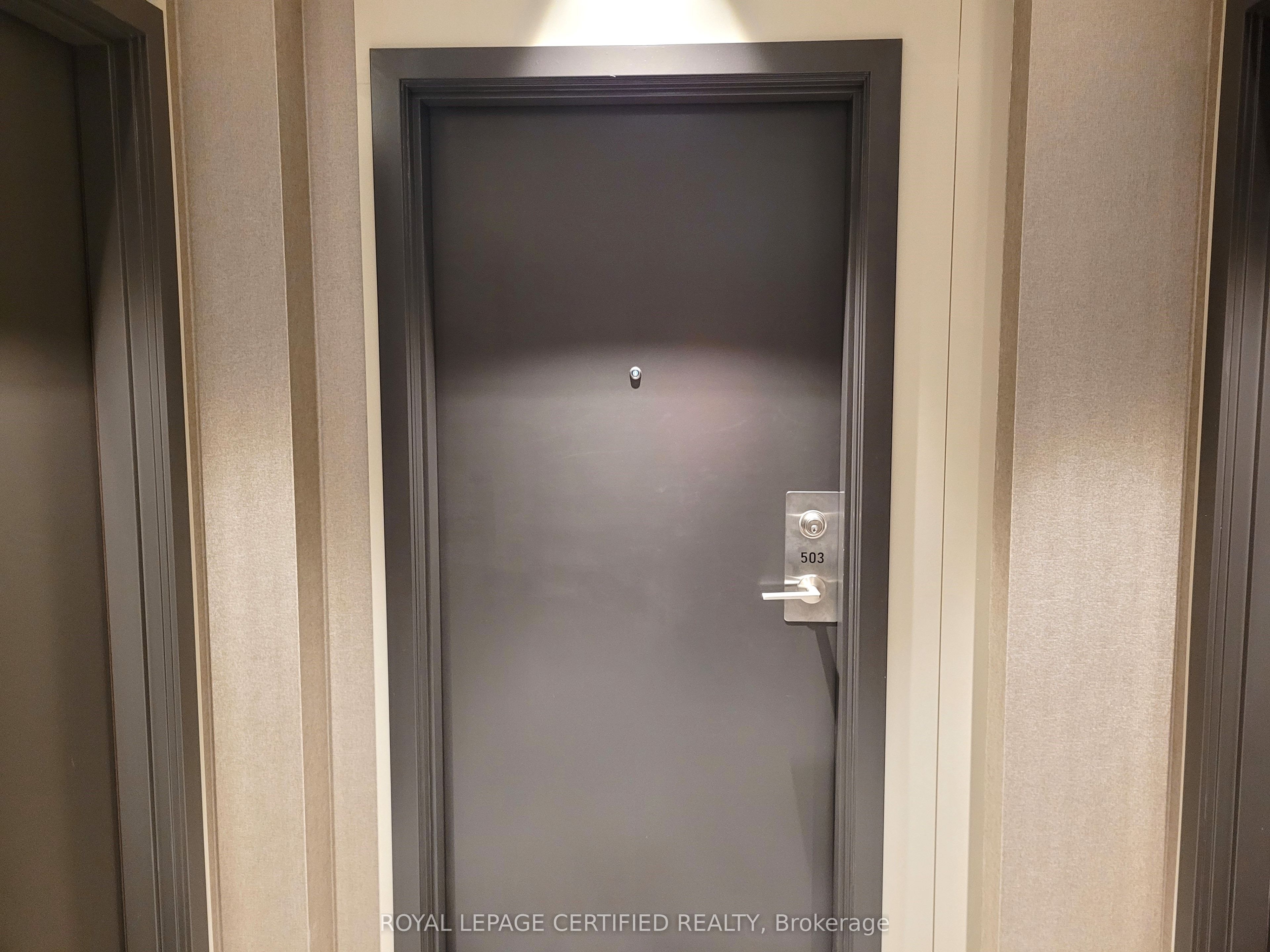 Unit 503 - 10 Honeycrisp Crescent, Vaughan 3