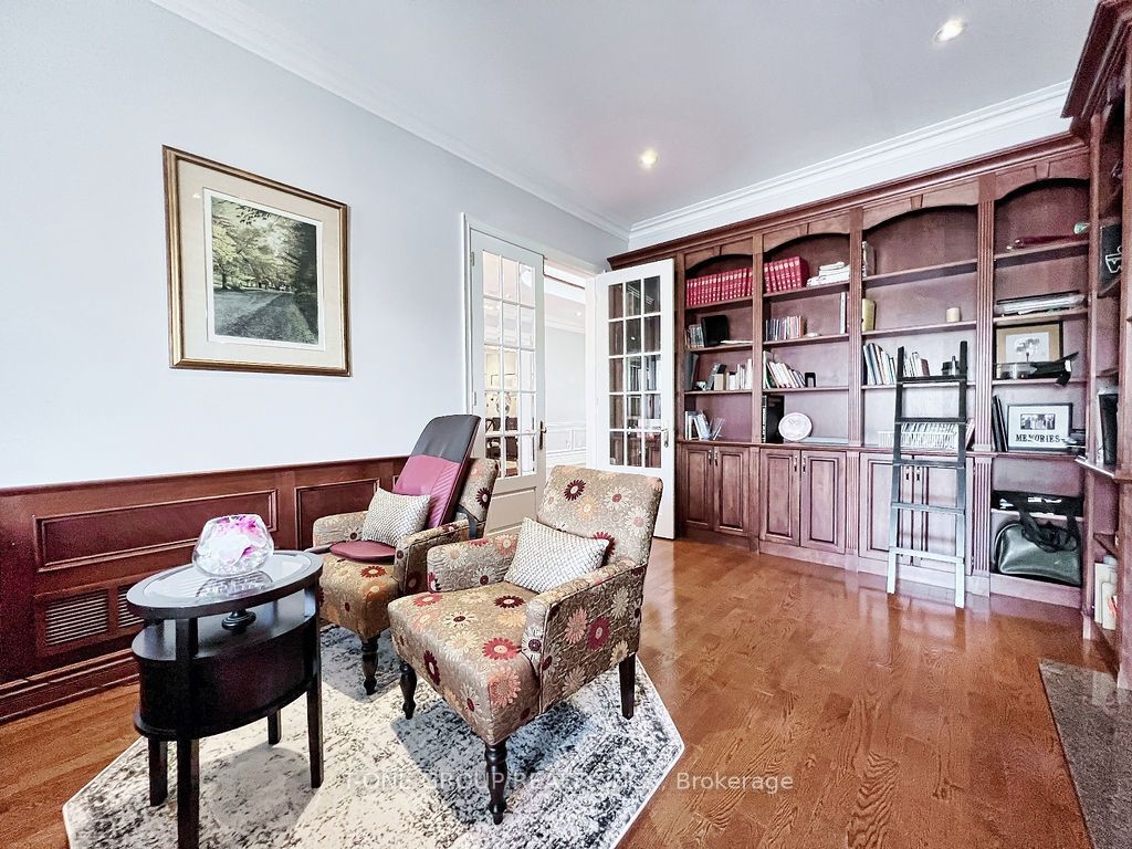 253 Carlton Road, Markham 5