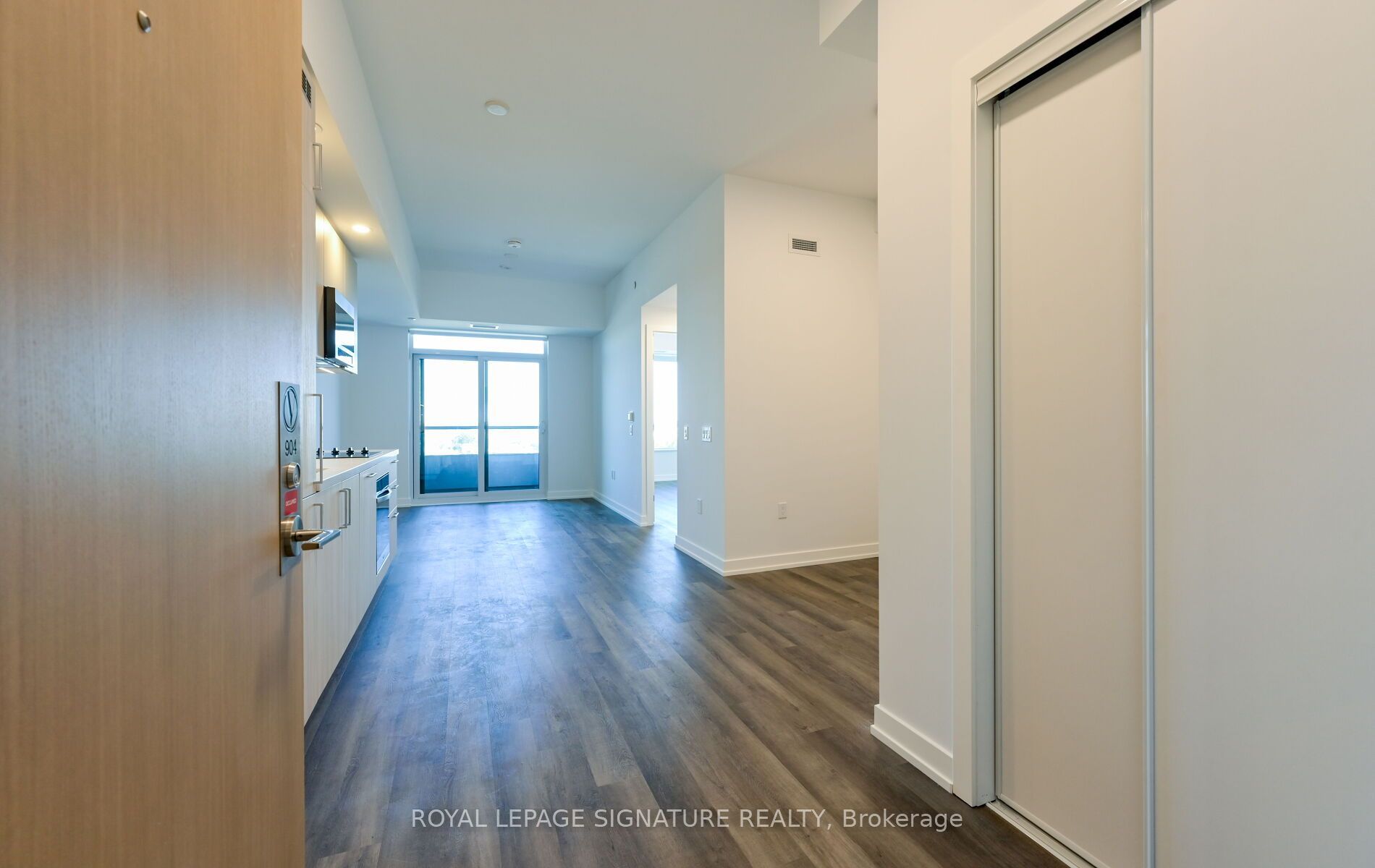Unit 904 - 5 Meadowvale Road, Vaughan 5