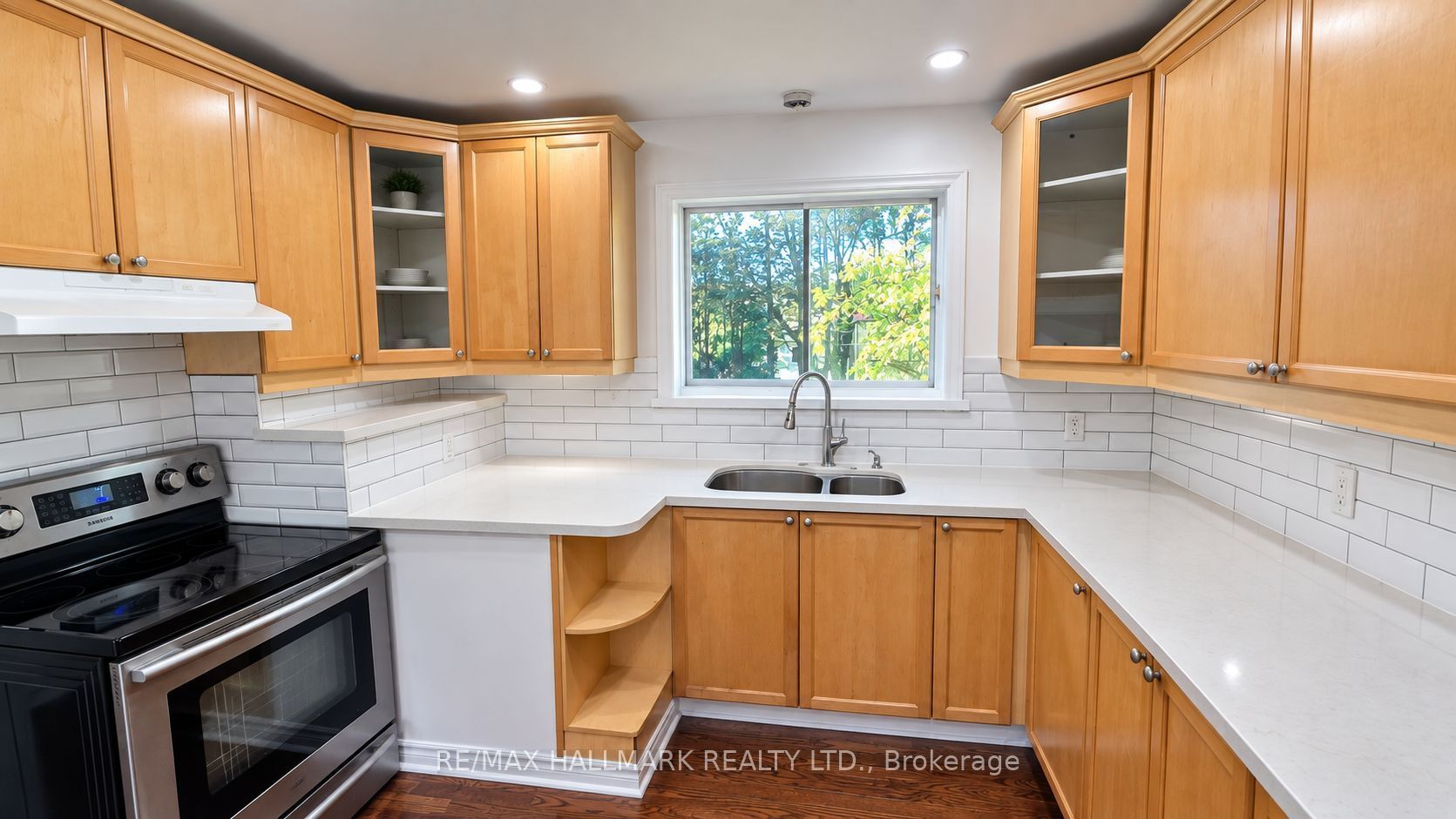 46 Collins Crescent, Aurora 4