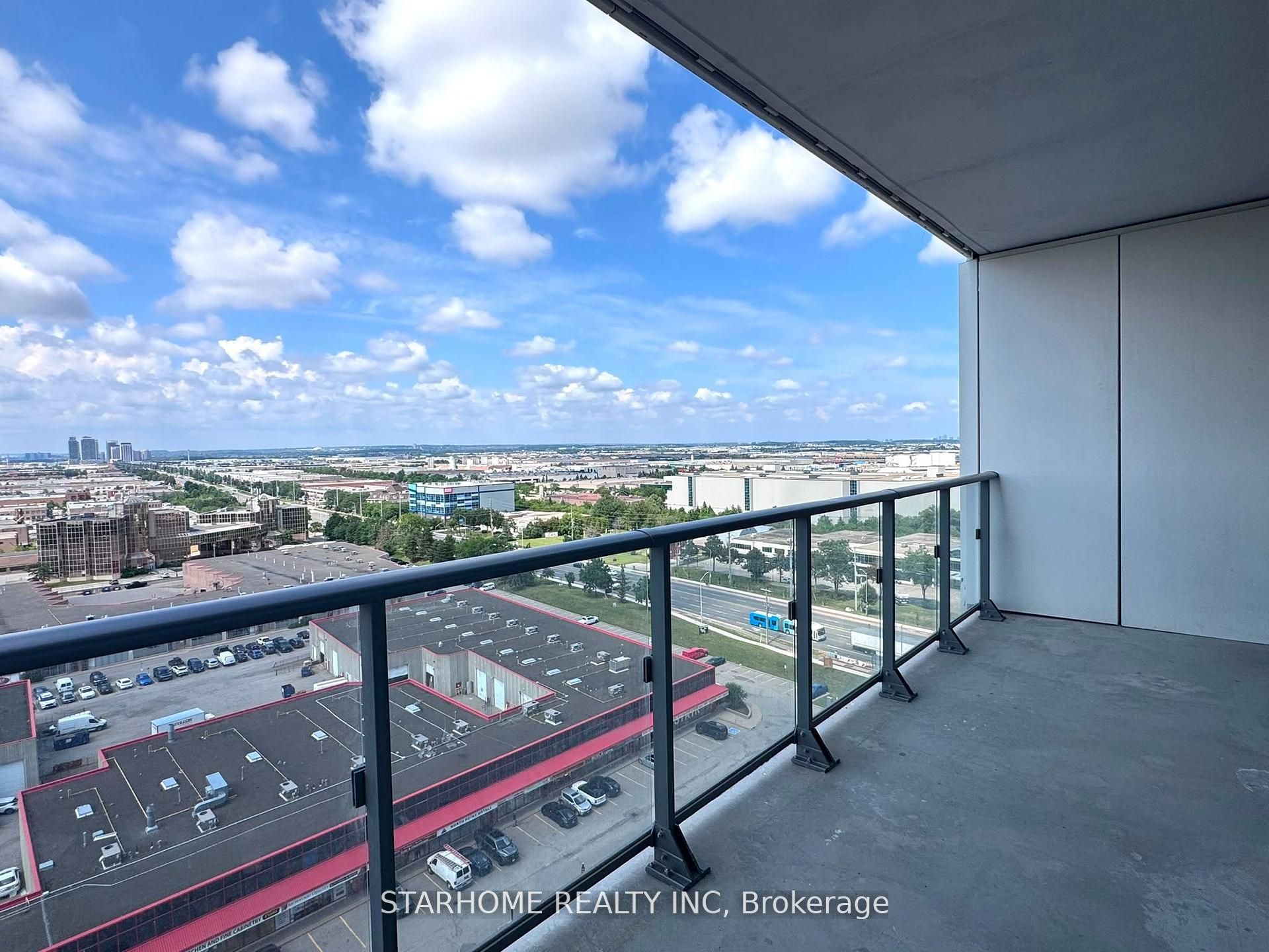 Unit 1515 - 1000 Portage Parkway, Vaughan 2
