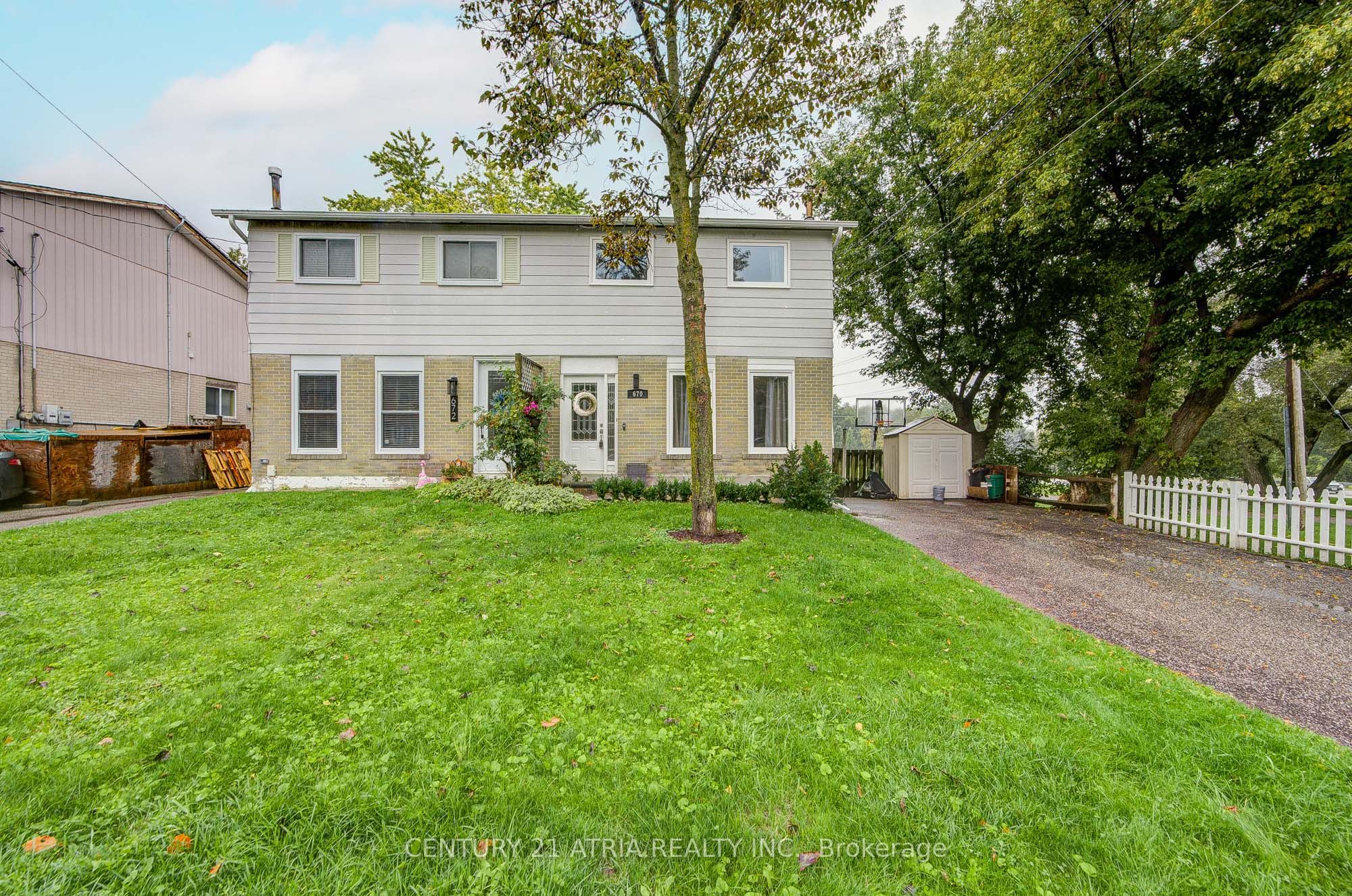 670 Elgin Street, Newmarket 3