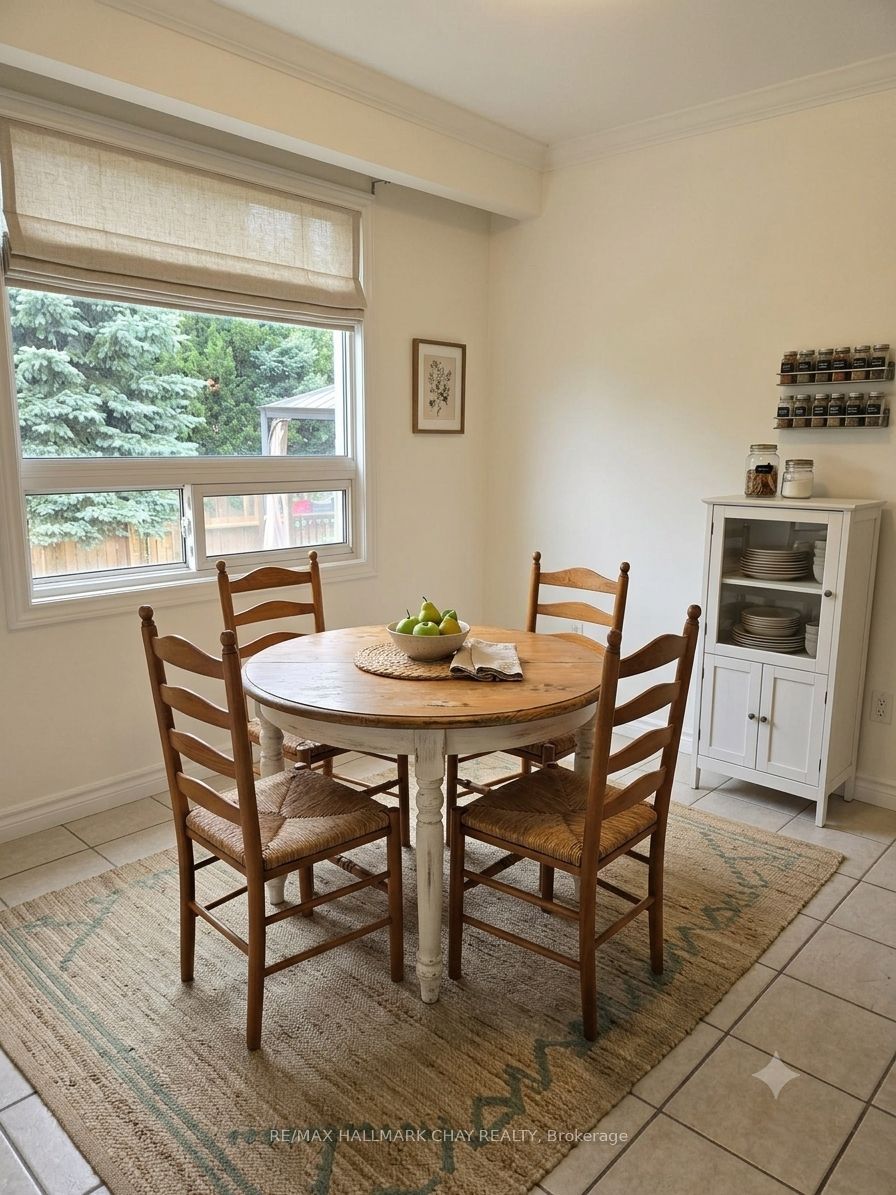 Unit A - 188 Anne Street S, Barrie 5