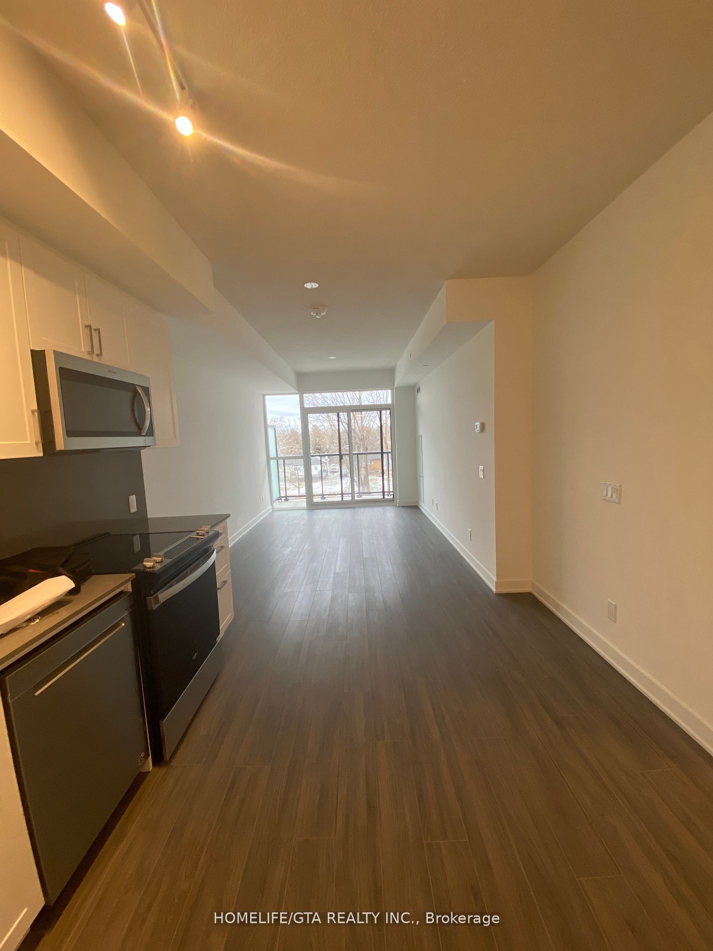Unit 229 - 681 Yonge Street, Barrie 2