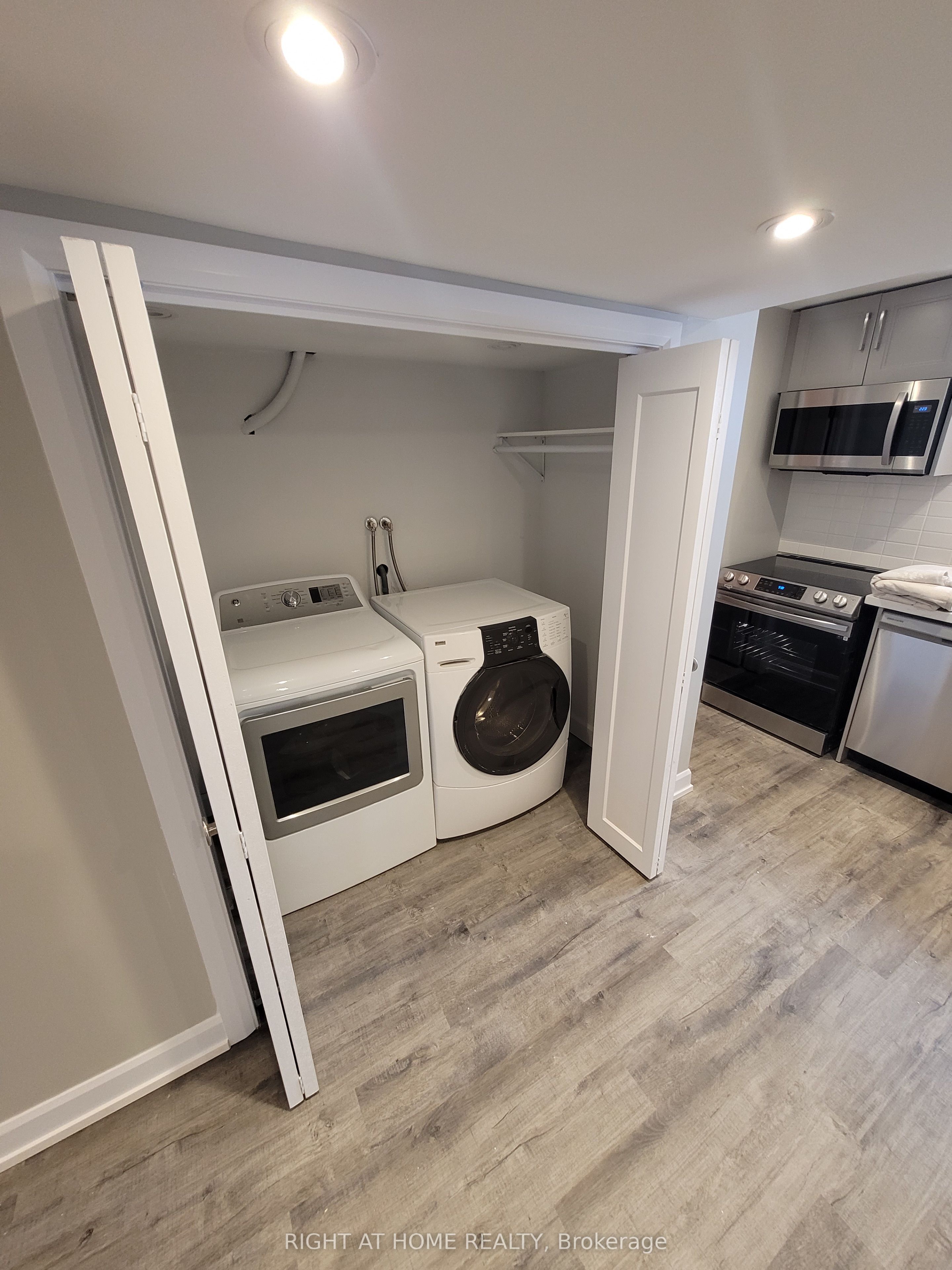 Unit Lower - 205 Cardinal Street, Barrie 4