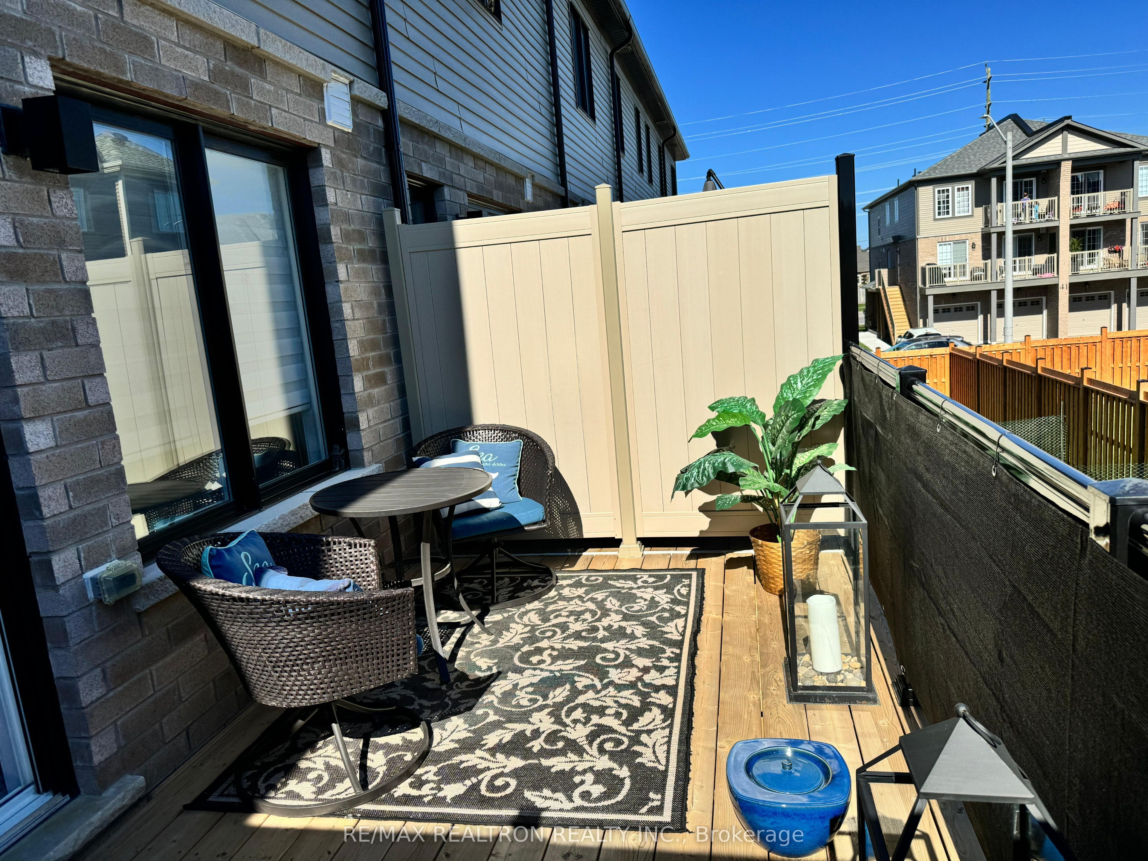 20 Pumpkin Corner Crescent, Barrie 4