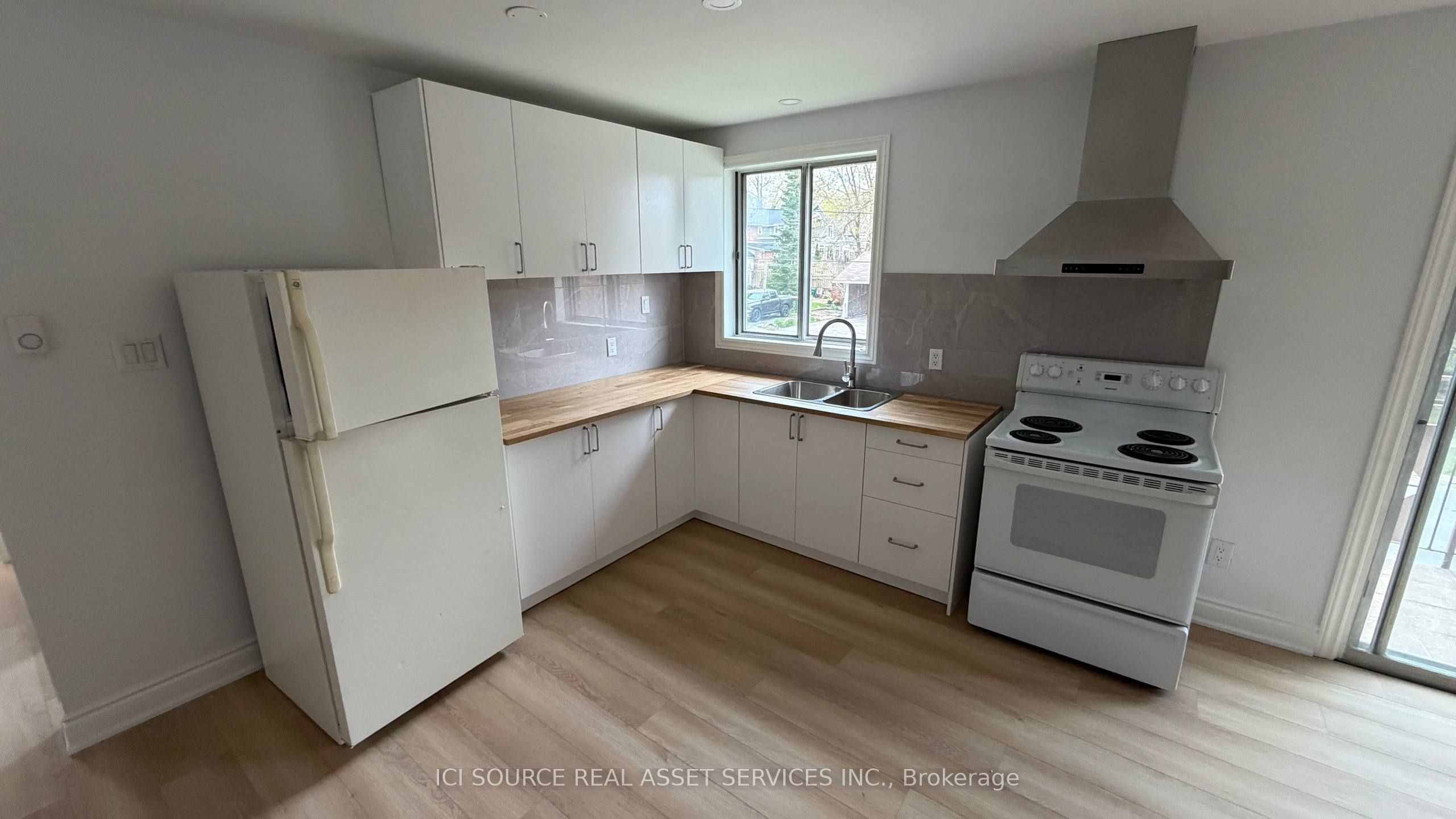 Unit 4 - 3 Faulkner Street, Orangeville 2