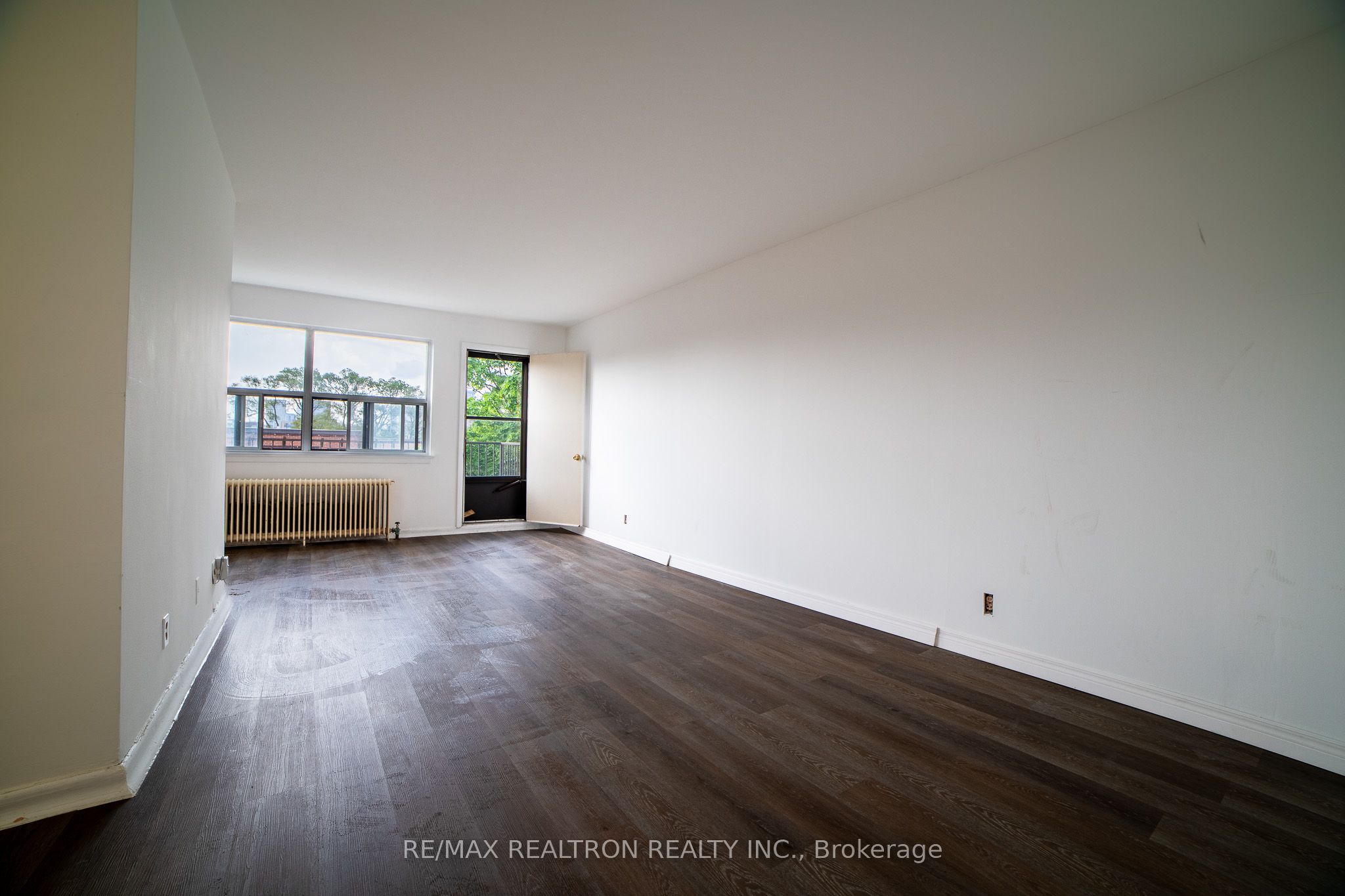 Unit 303 - 2519 Lake Shore Boulevard W, Etobicoke 5
