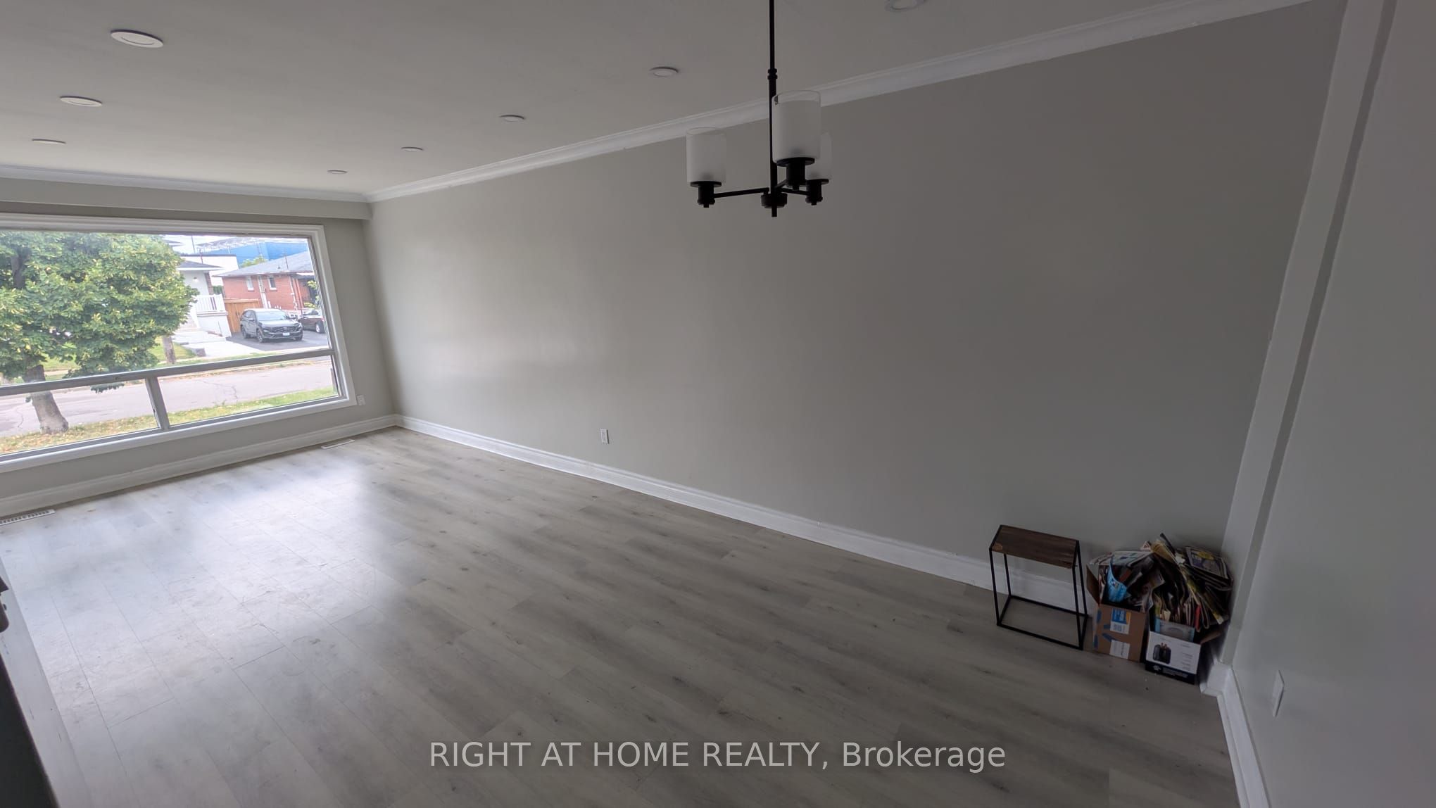Unit Main - 68 Elnathan Crescent, North York 4