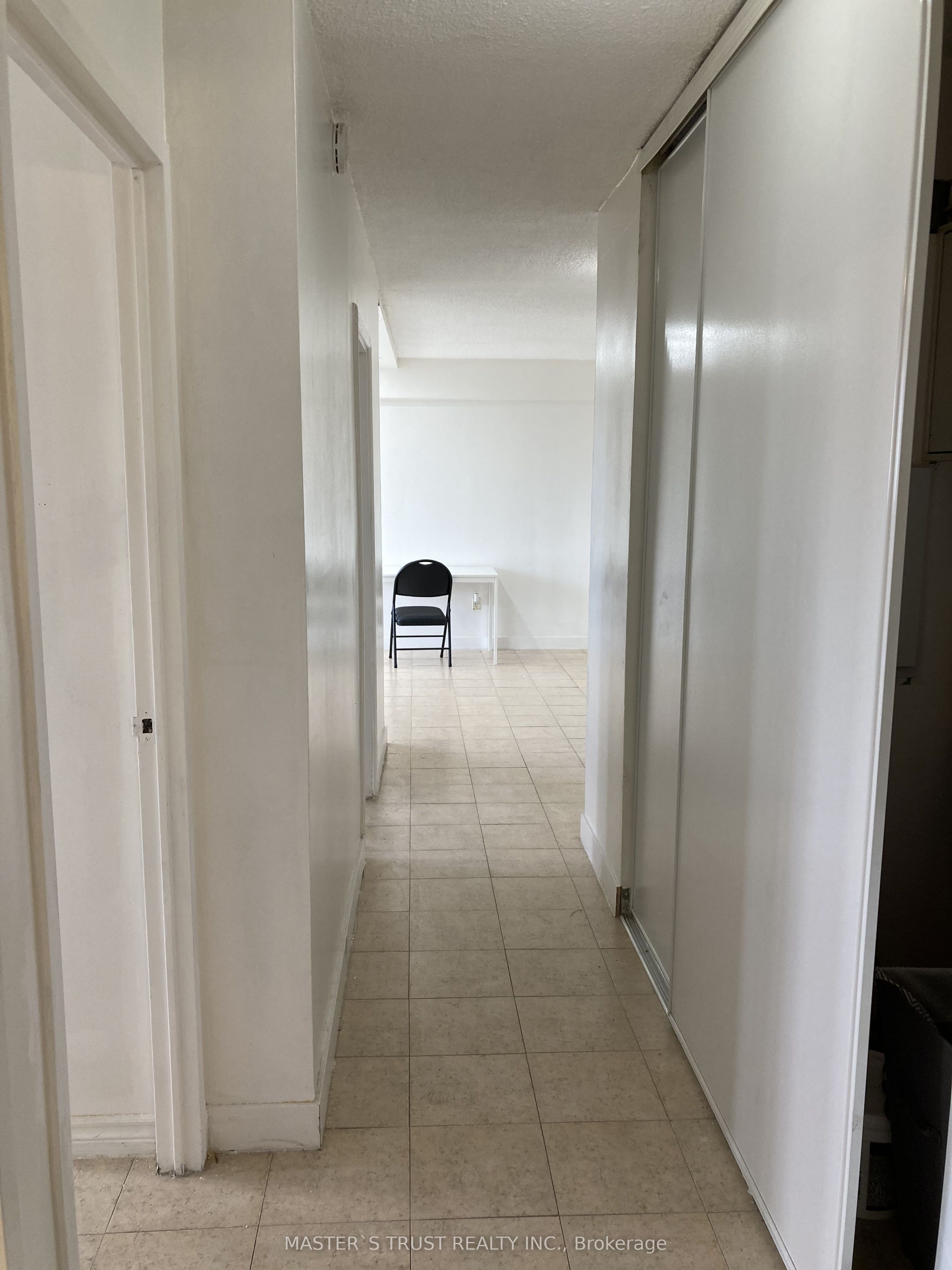 Unit 908 - 940 Caledonia Road, North York 5