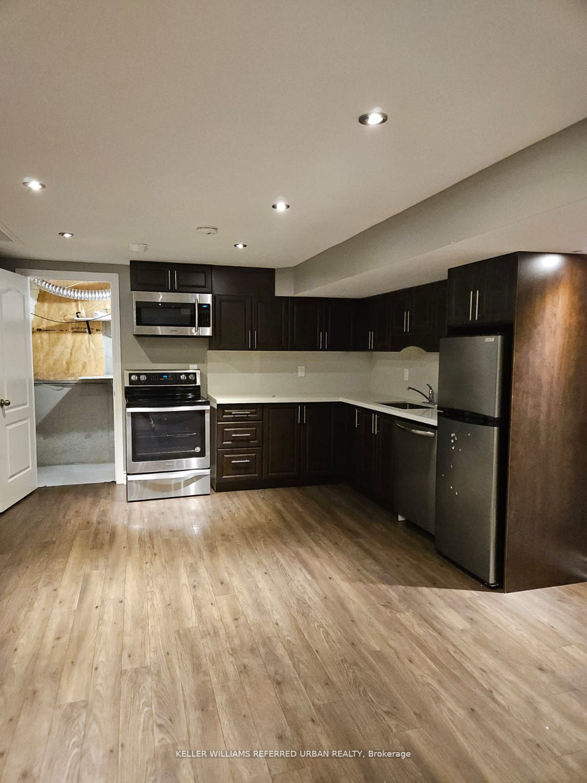 Unit Basement - 118 Earlsbridge Boulevard, Brampton 4
