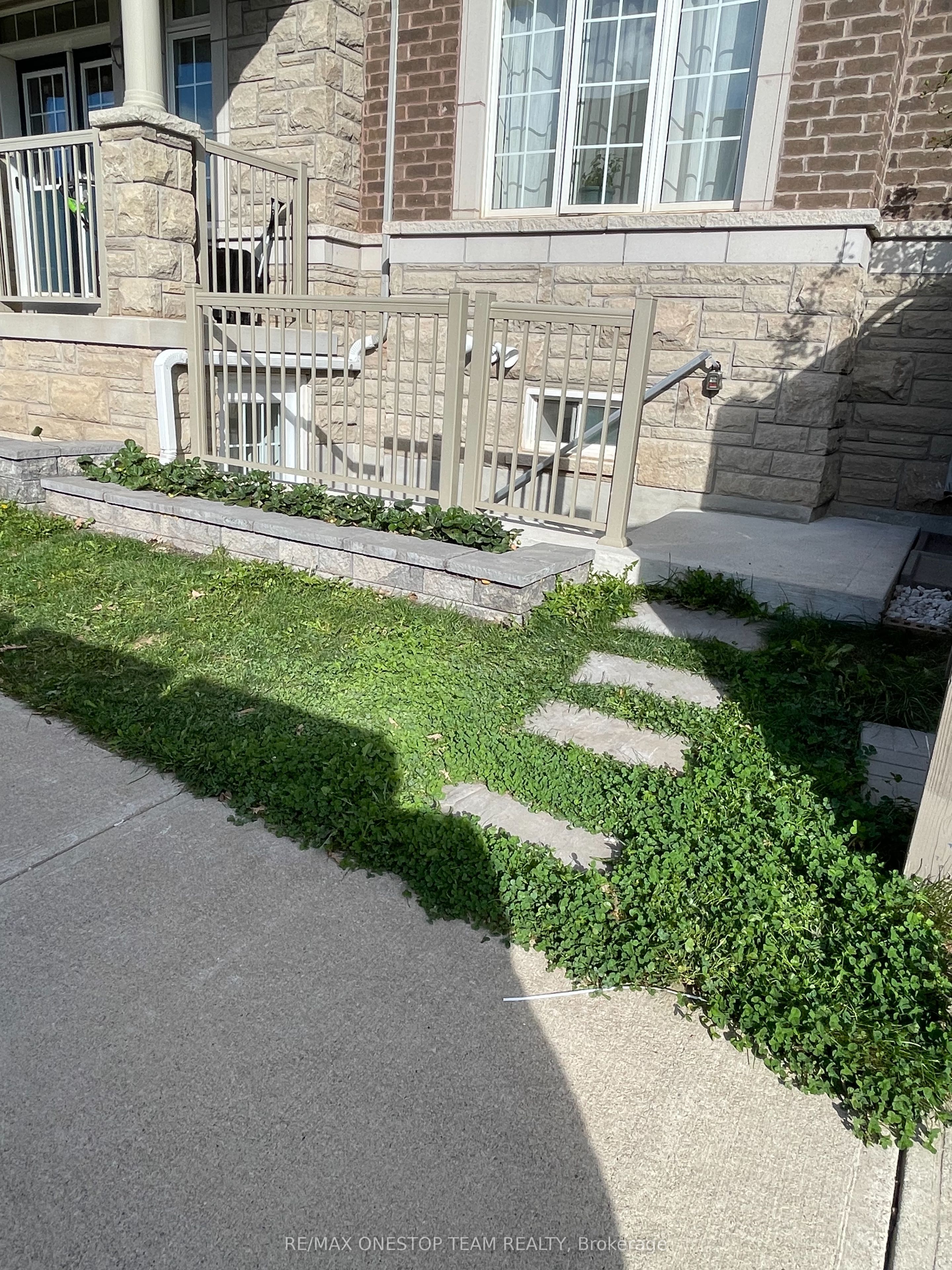 Unit Lower - 3117 River Rock Path, Oakville 2