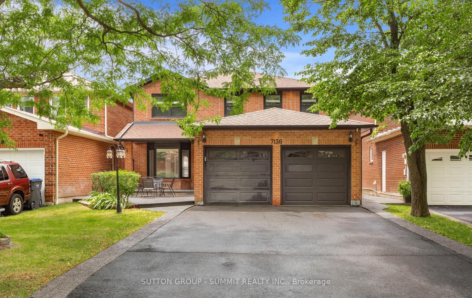 7136 Baywood Court, Mississauga 2