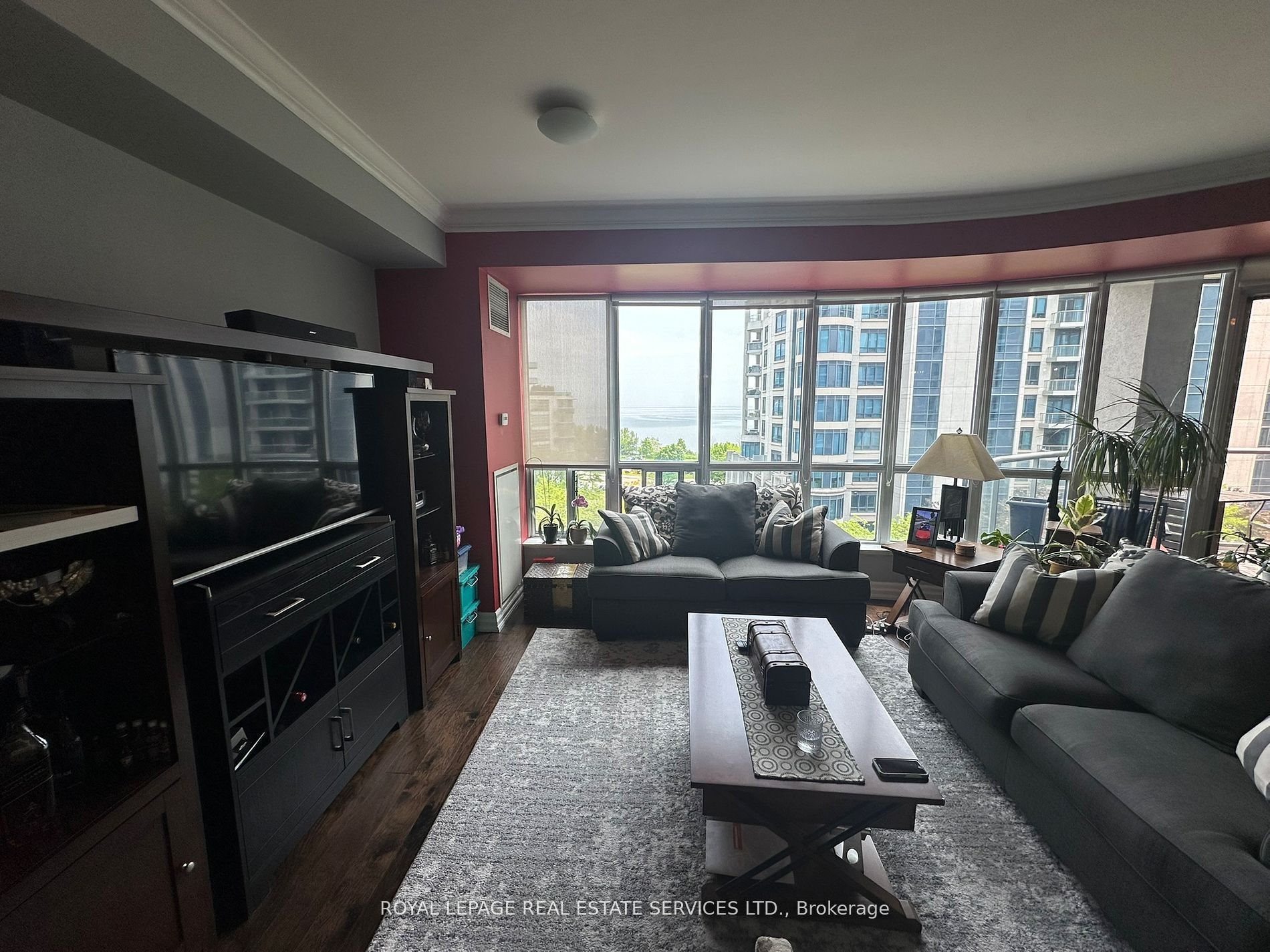 Unit 511 - 2083 Lake Shore Boulevard W, Etobicoke 3