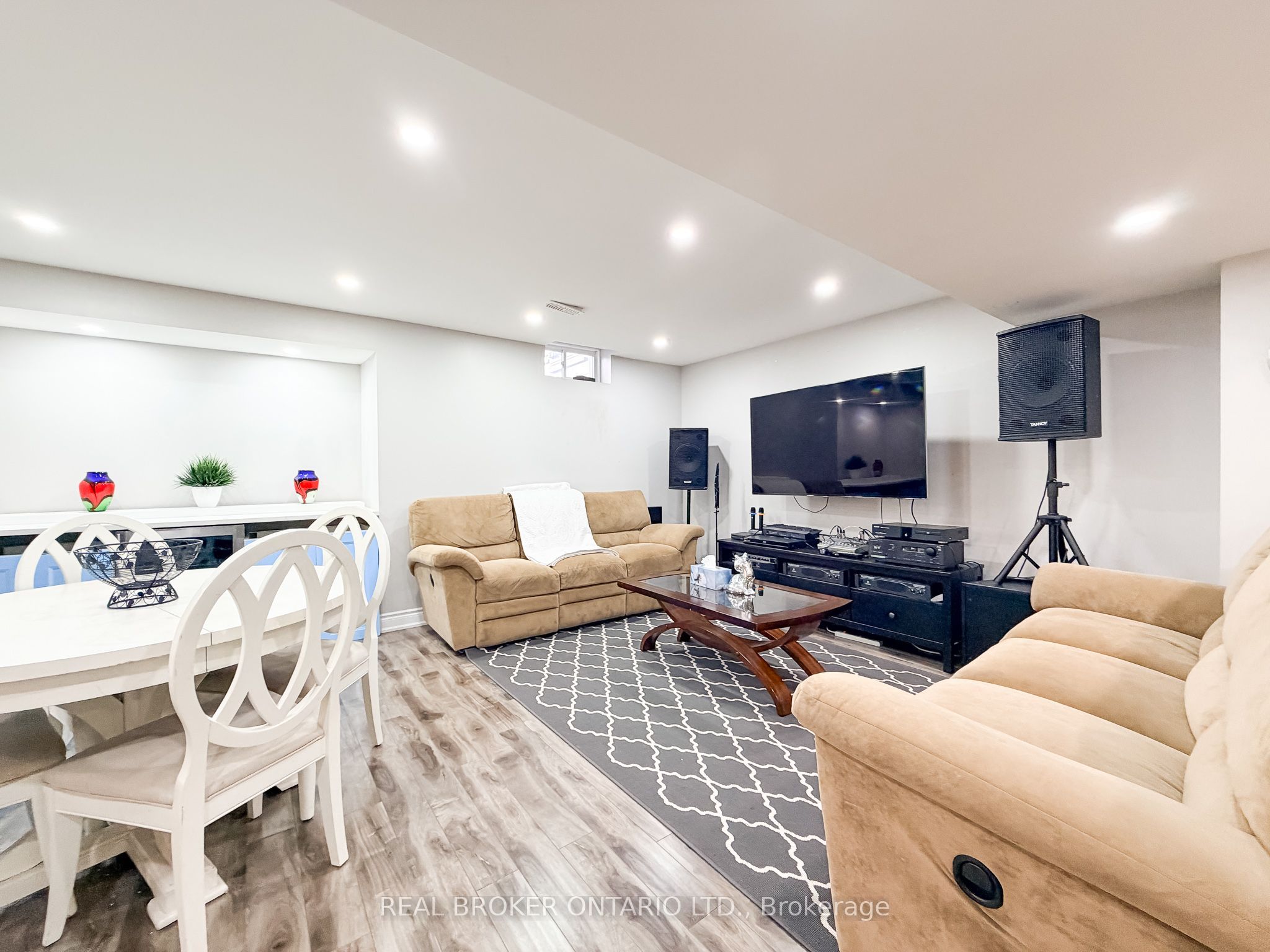 Unit Basement - 135 Goodwin Crescent, Milton 4