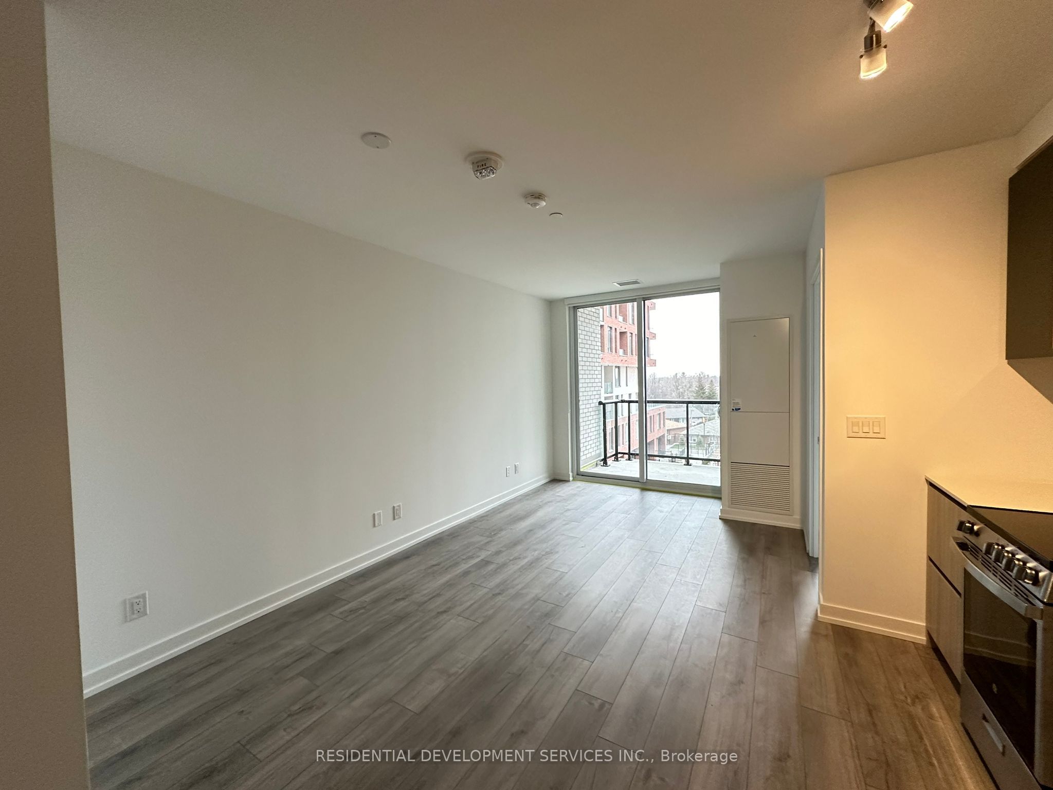 Unit 442 - 3100 Keele Street, North York 4