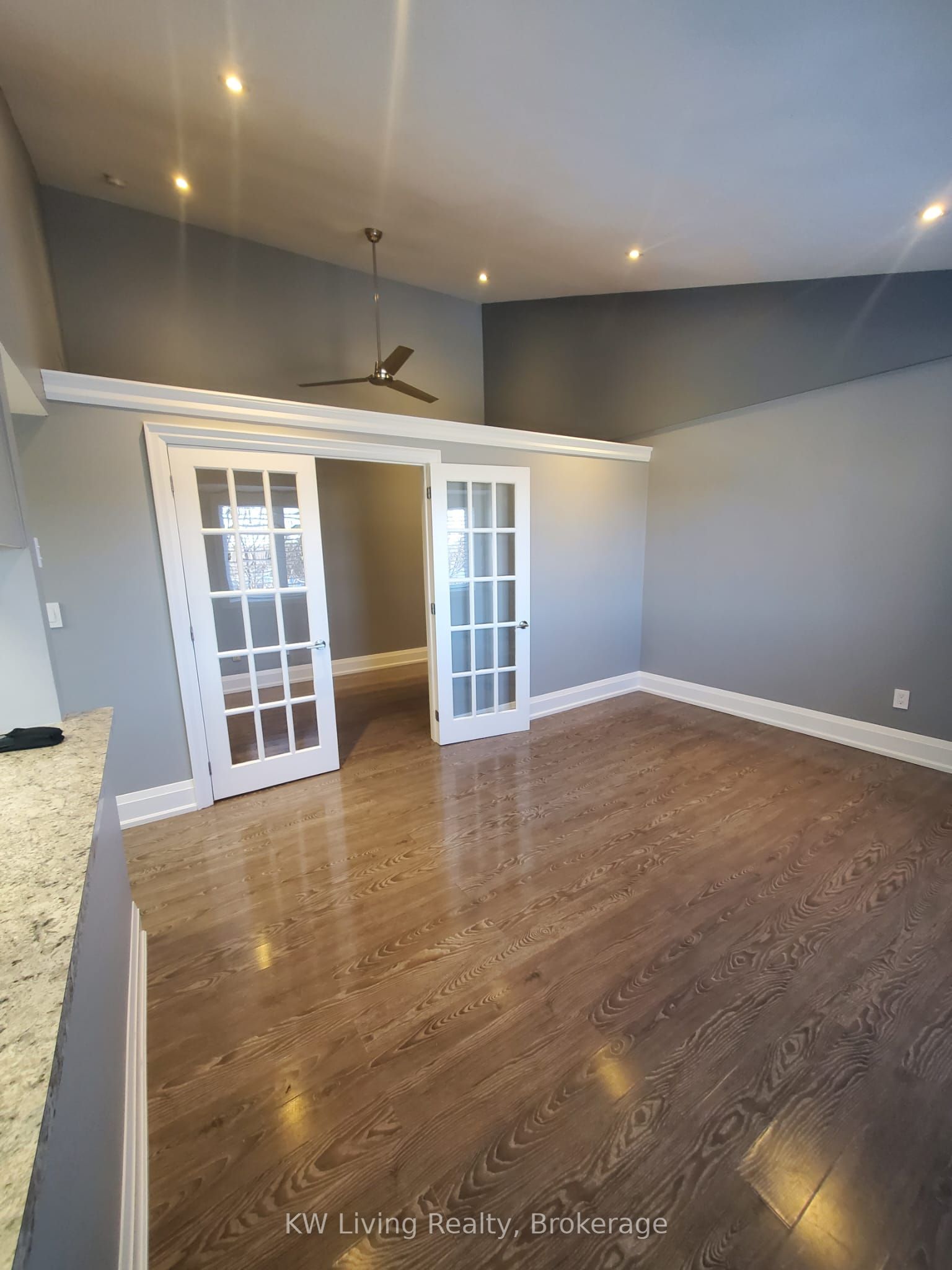 Unit 223 - 101 Bristol Road E, Mississauga 5