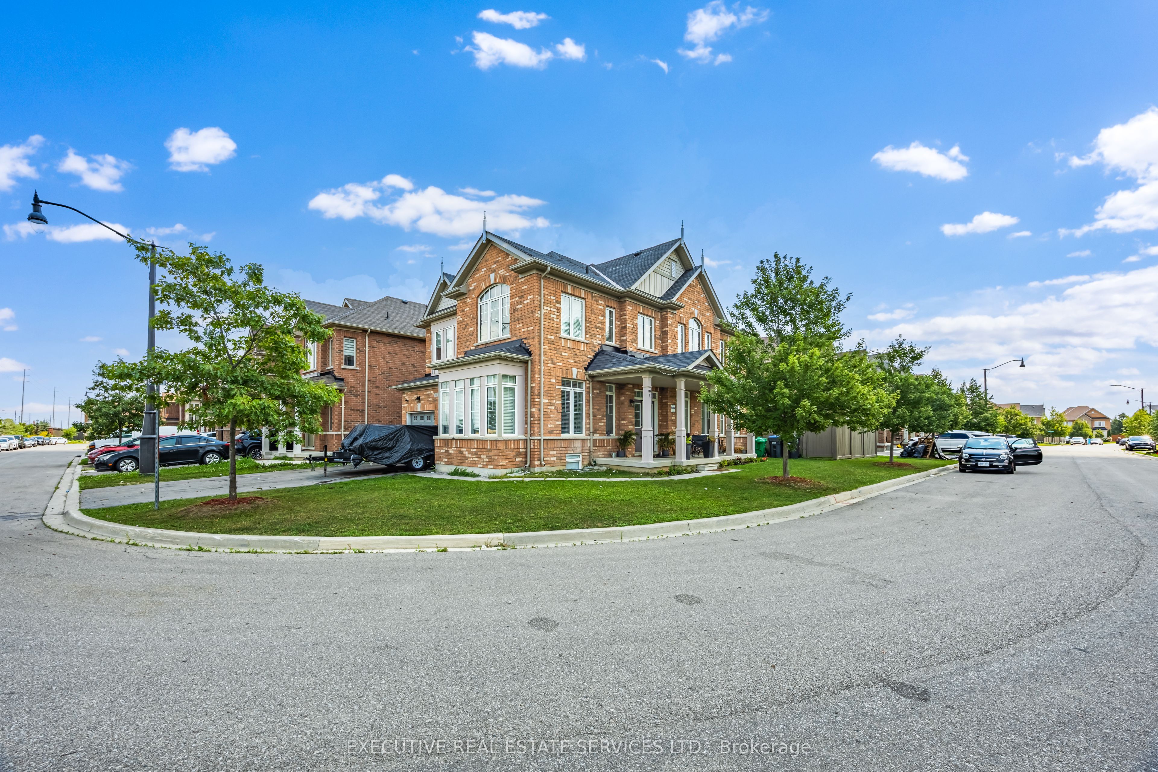 Unit Basement - 61 Truro Circle N, Brampton 3