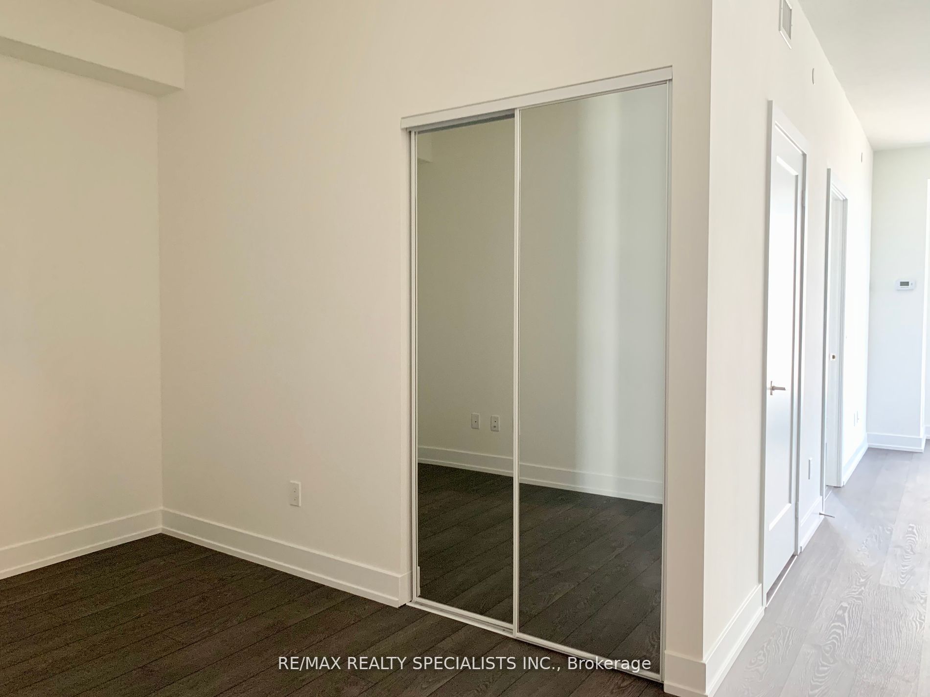Unit 3421 - 9 Mabelle Avenue, Etobicoke 4