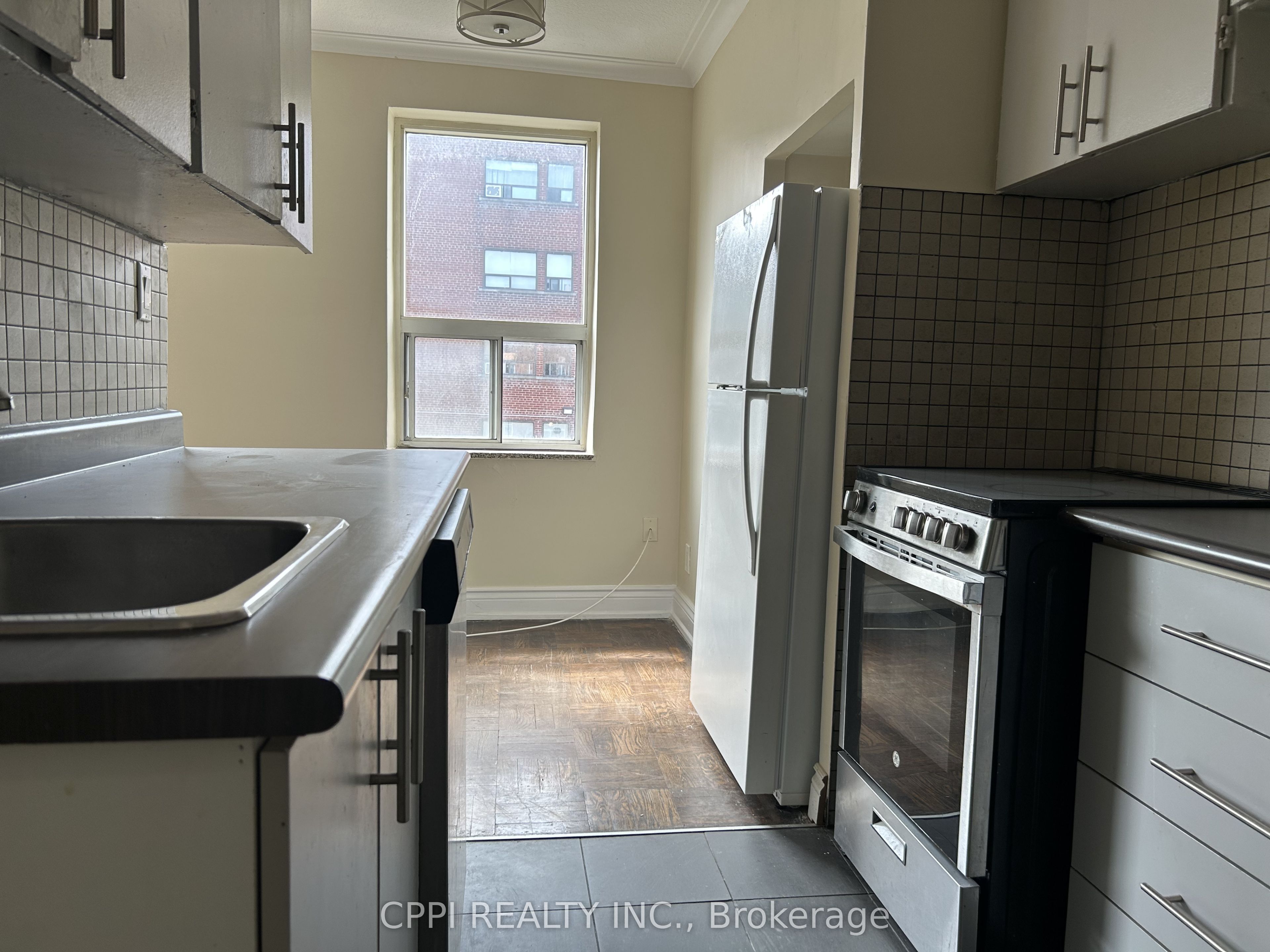 Unit 202 - 3 Hill Heights Road, Etobicoke 2