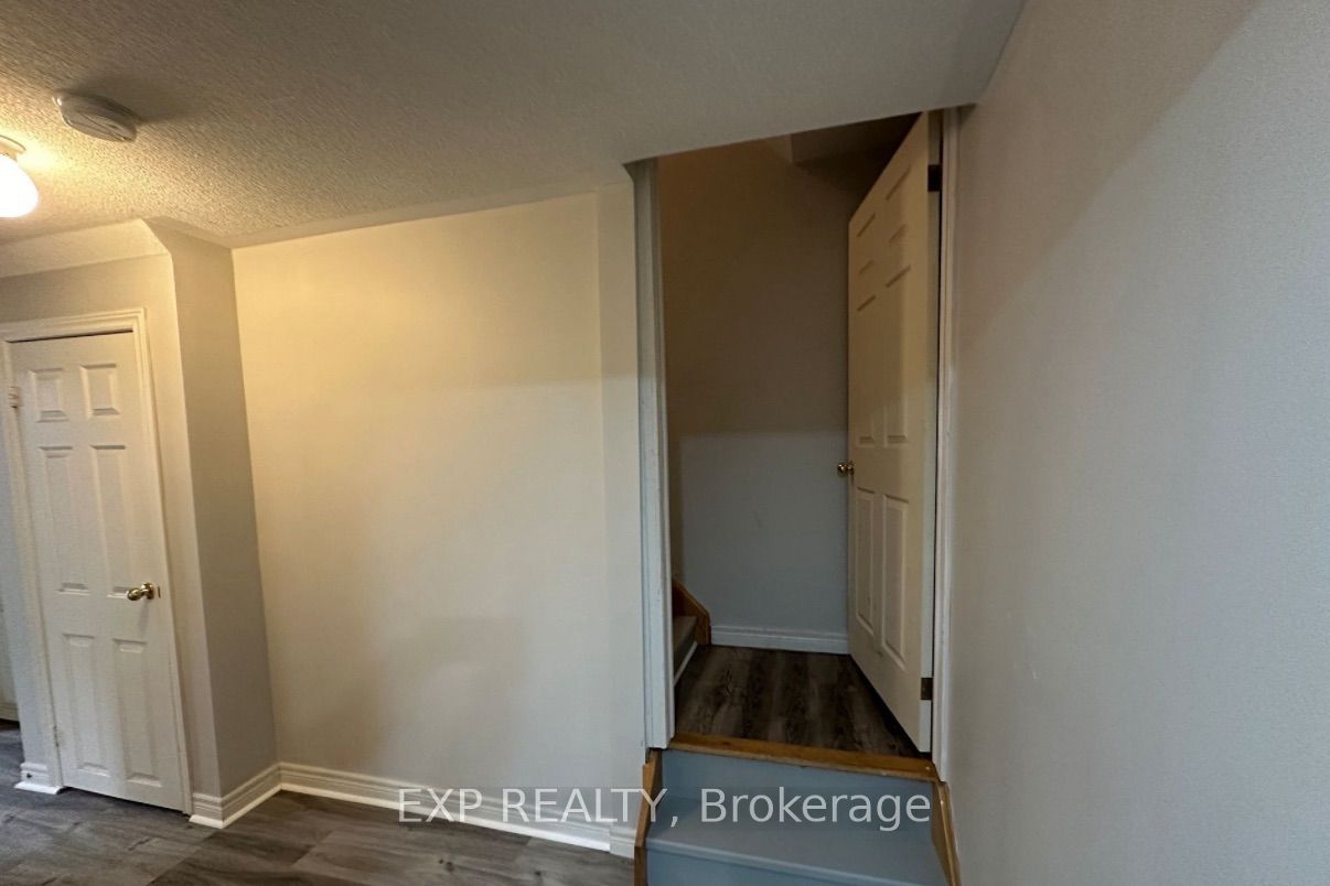 Unit Basement - 5 Fallgate Drive, Brampton 3