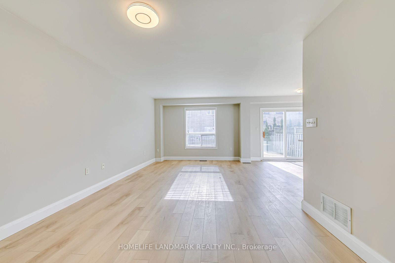 4432 Peter Drive, Burlington 4