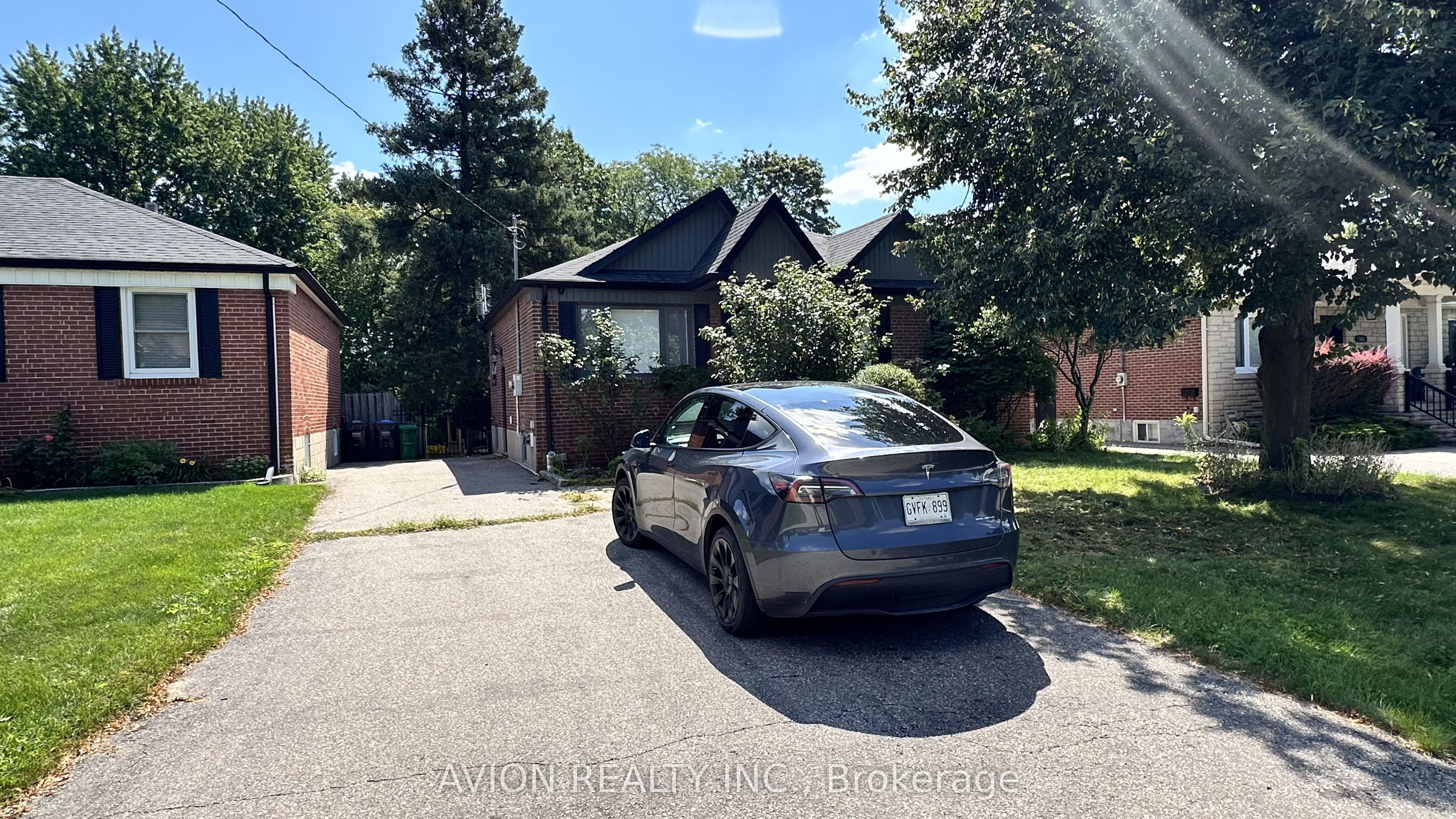 Unit BSMT - 570 Exbury Crescent, Mississauga 4