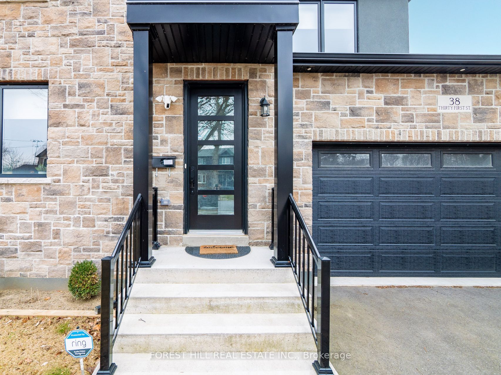 38 Thirty-First Street, Etobicoke 2