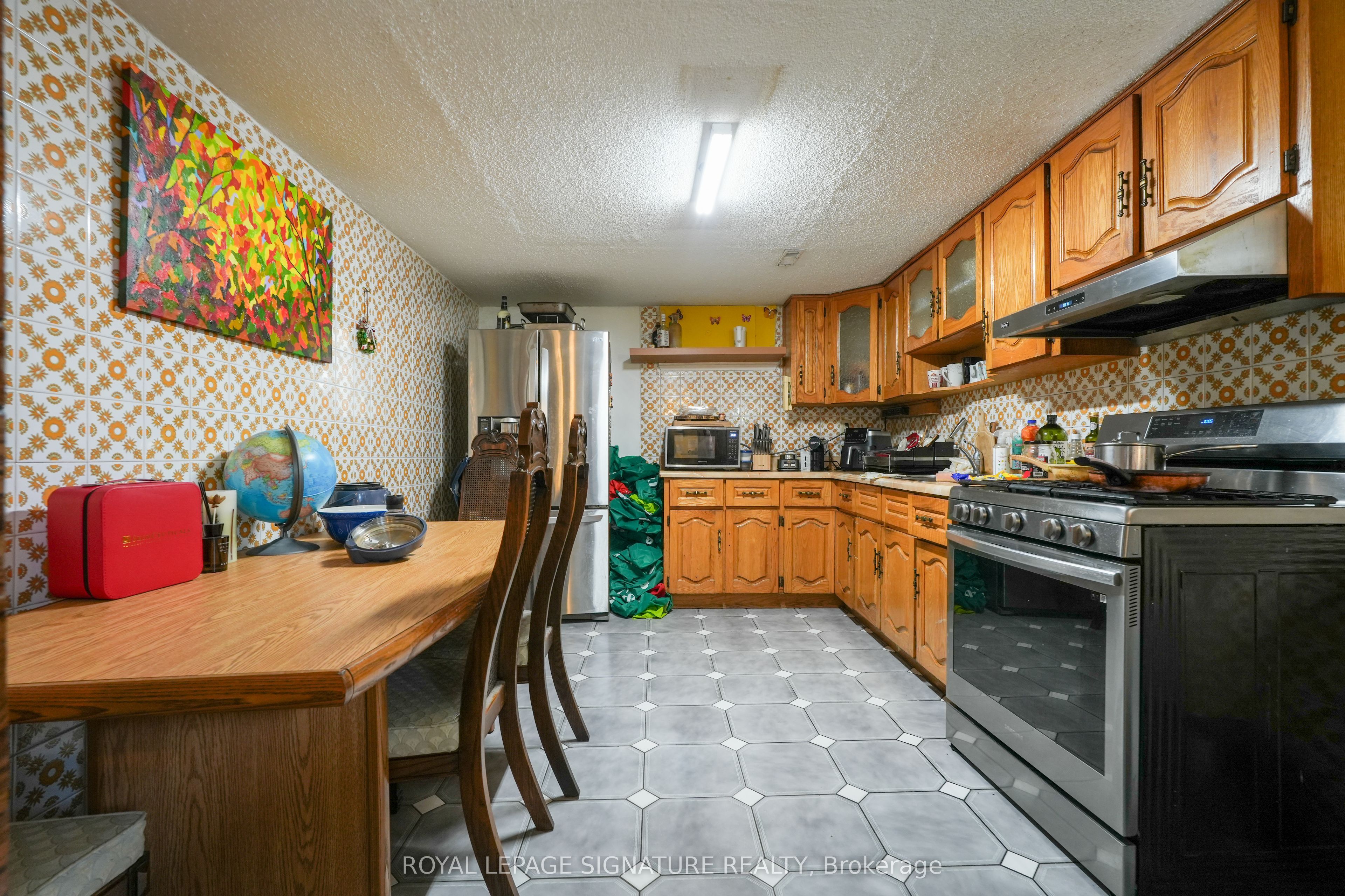 Unit Room 1 & 2 - 674 Abana Road, Mississauga 3