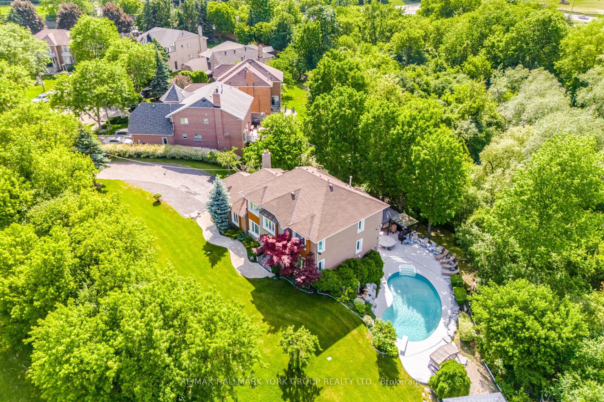 7 Andes Court, Brampton 2