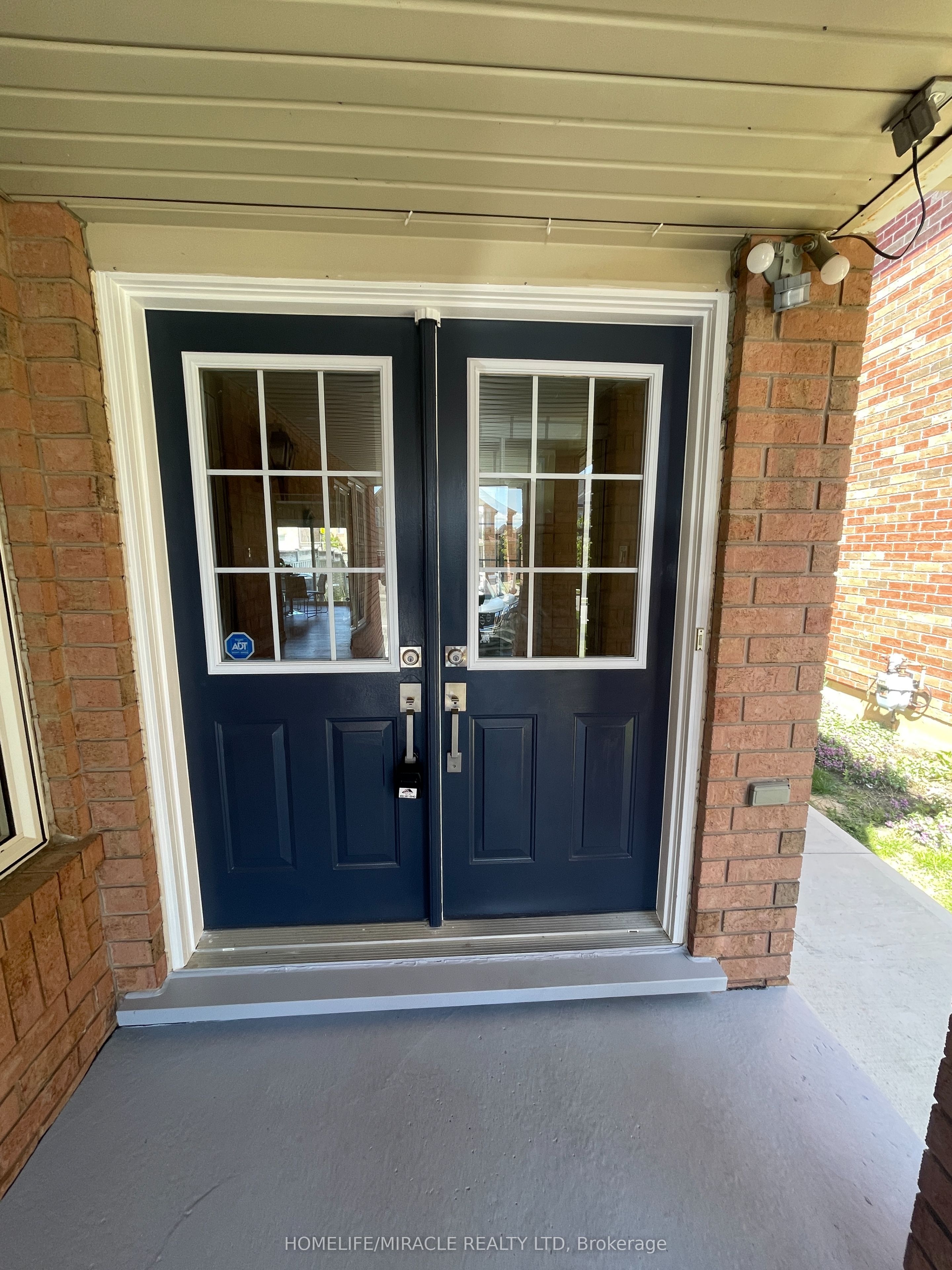 Unit Upper - 34 Brunswick Street, Brampton 2