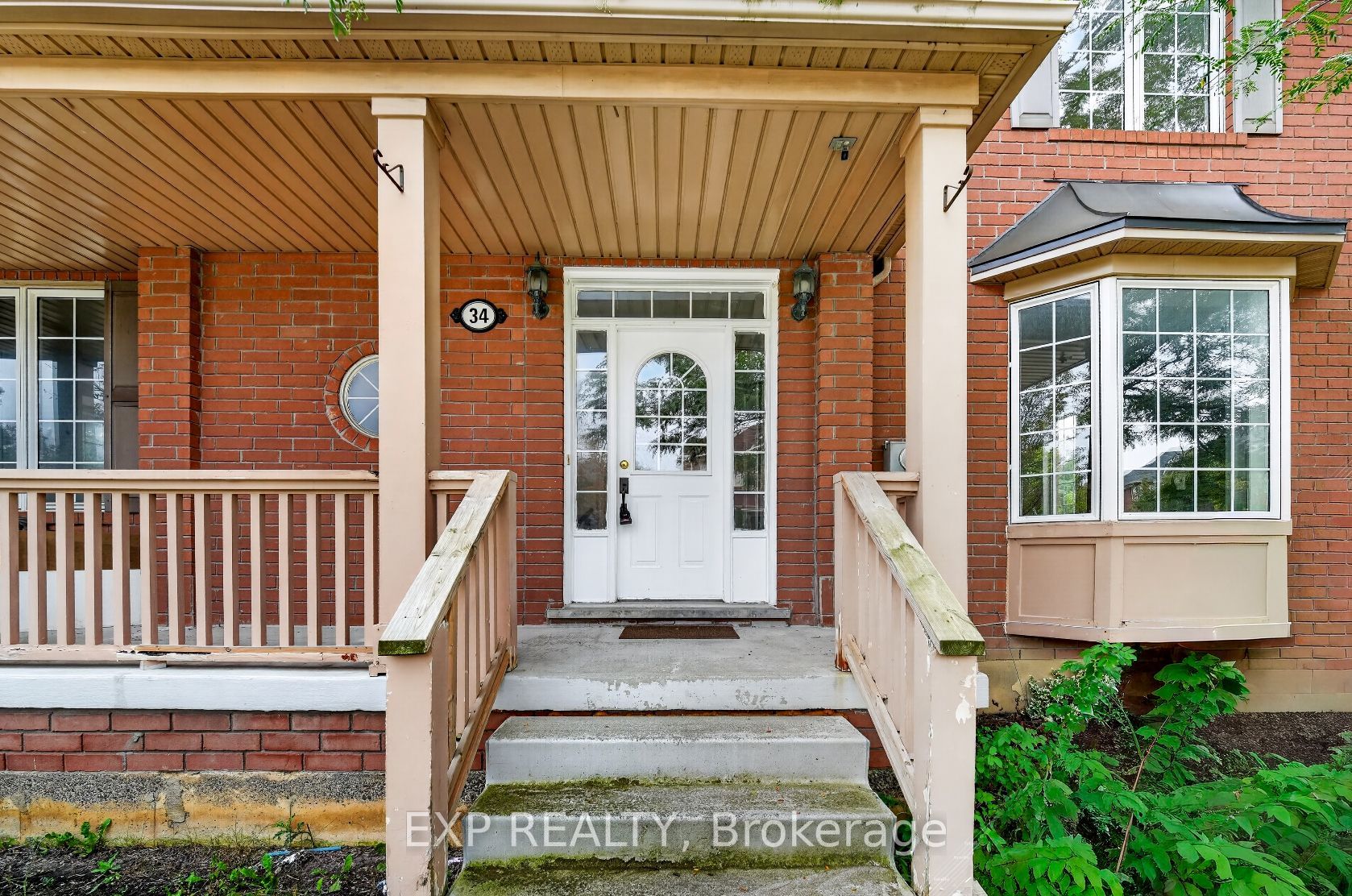 34 Cogswell Crescent N, Brampton 2