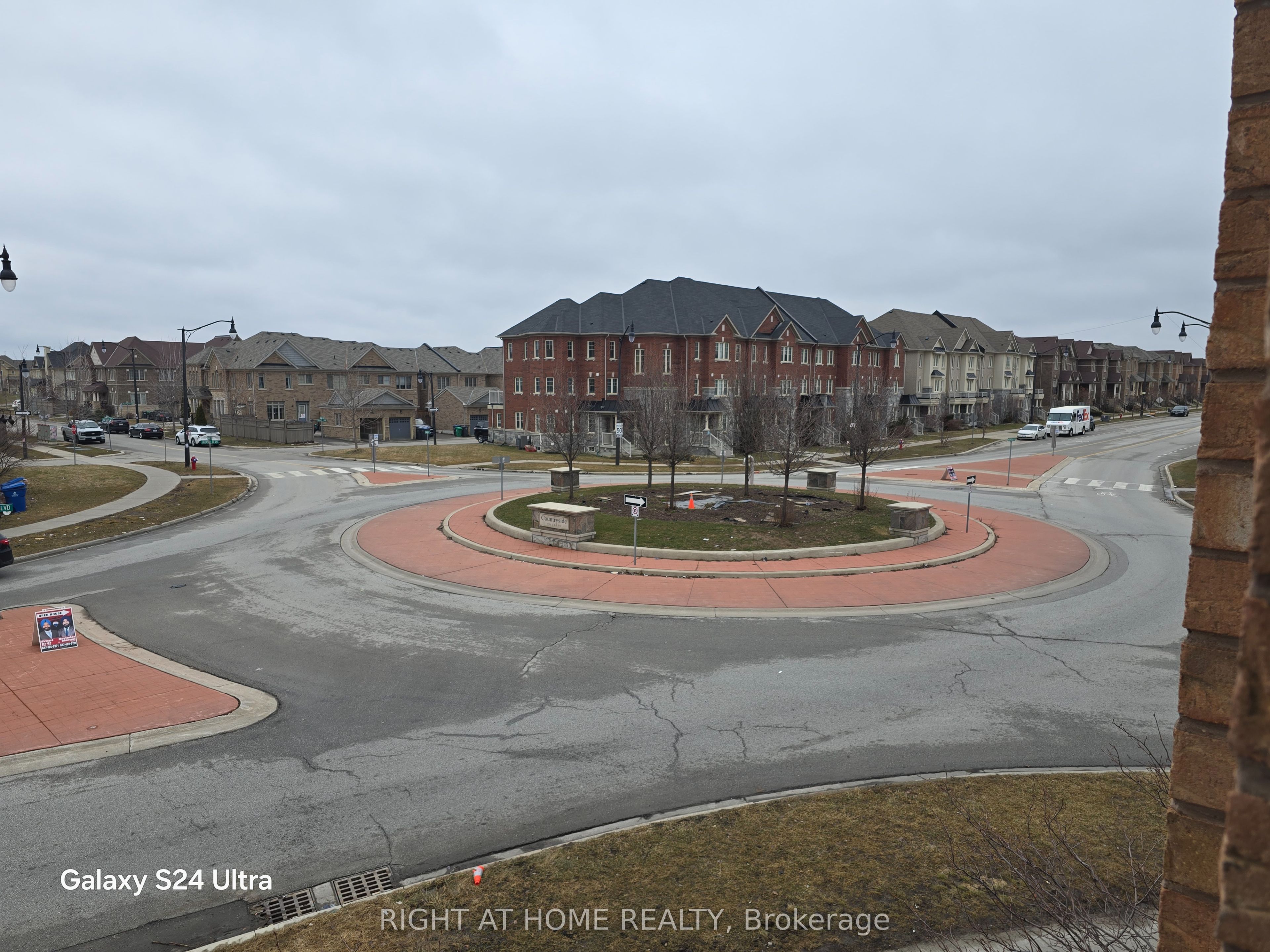 Unit 2 - 149 Inspire Blvd. Boulevard, Brampton 3
