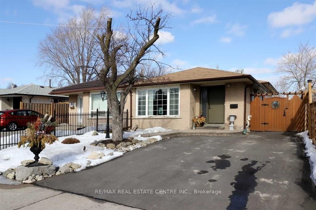 814 Eaglemount Crescent, Mississauga 2