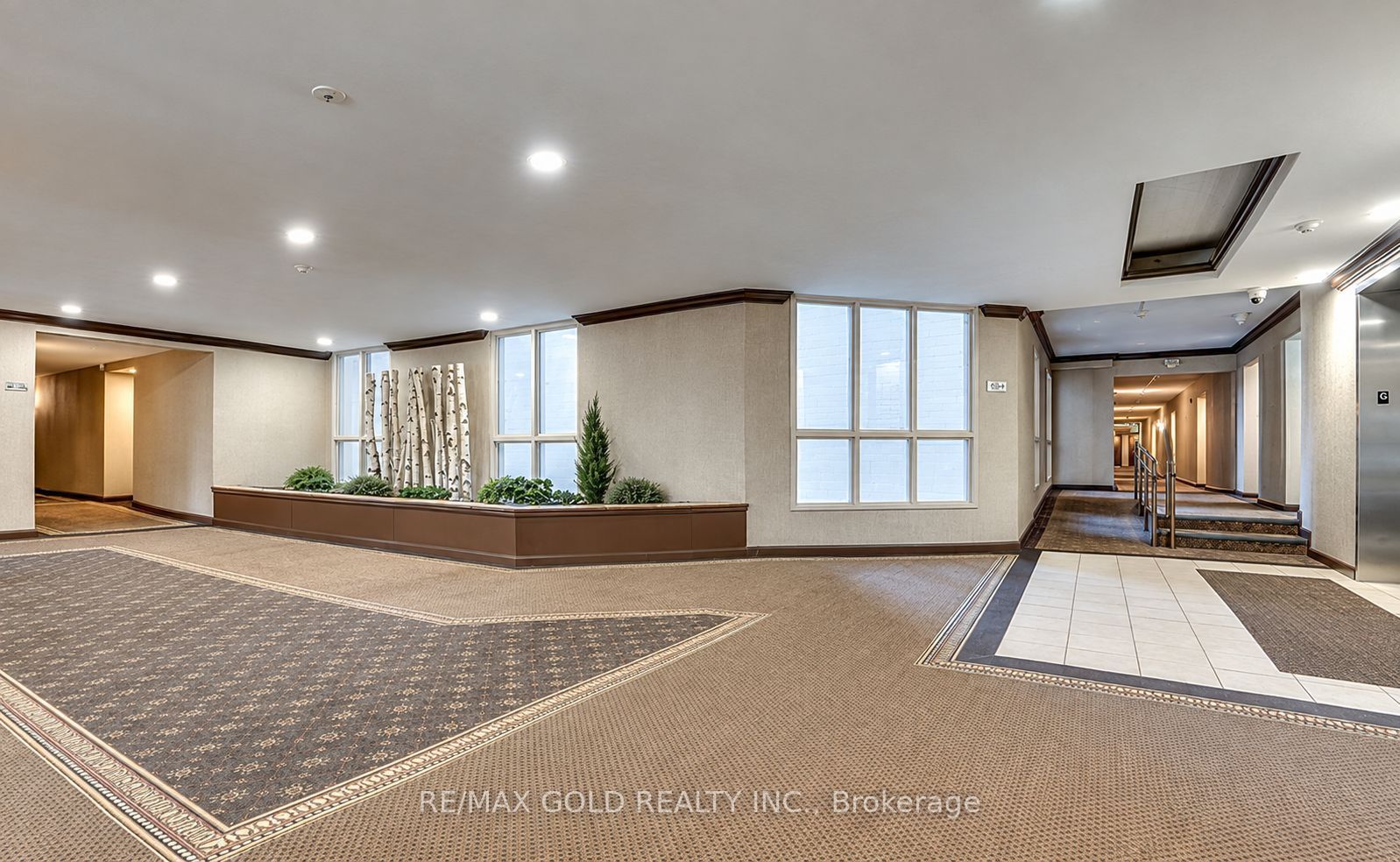 Unit 219 - 8351 Mclaughlin Road, Brampton 2