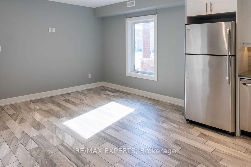 Unit Upper - 2 Hyde Avenue, Toronto 4
