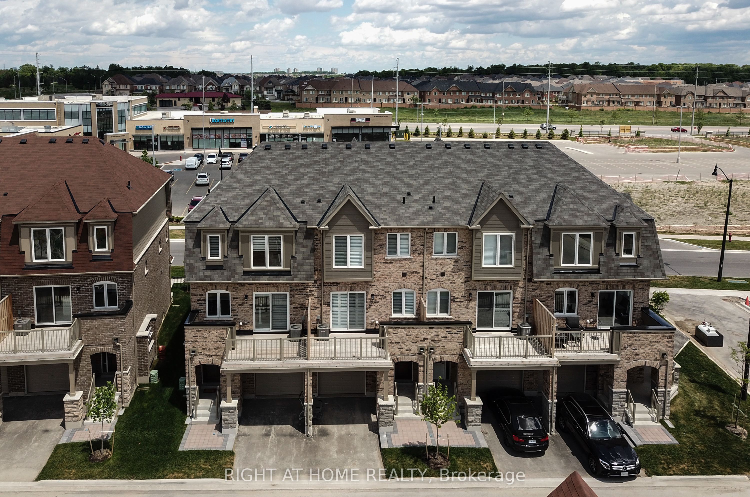 Unit 20 - 50 Edinburgh Drive, Brampton 4